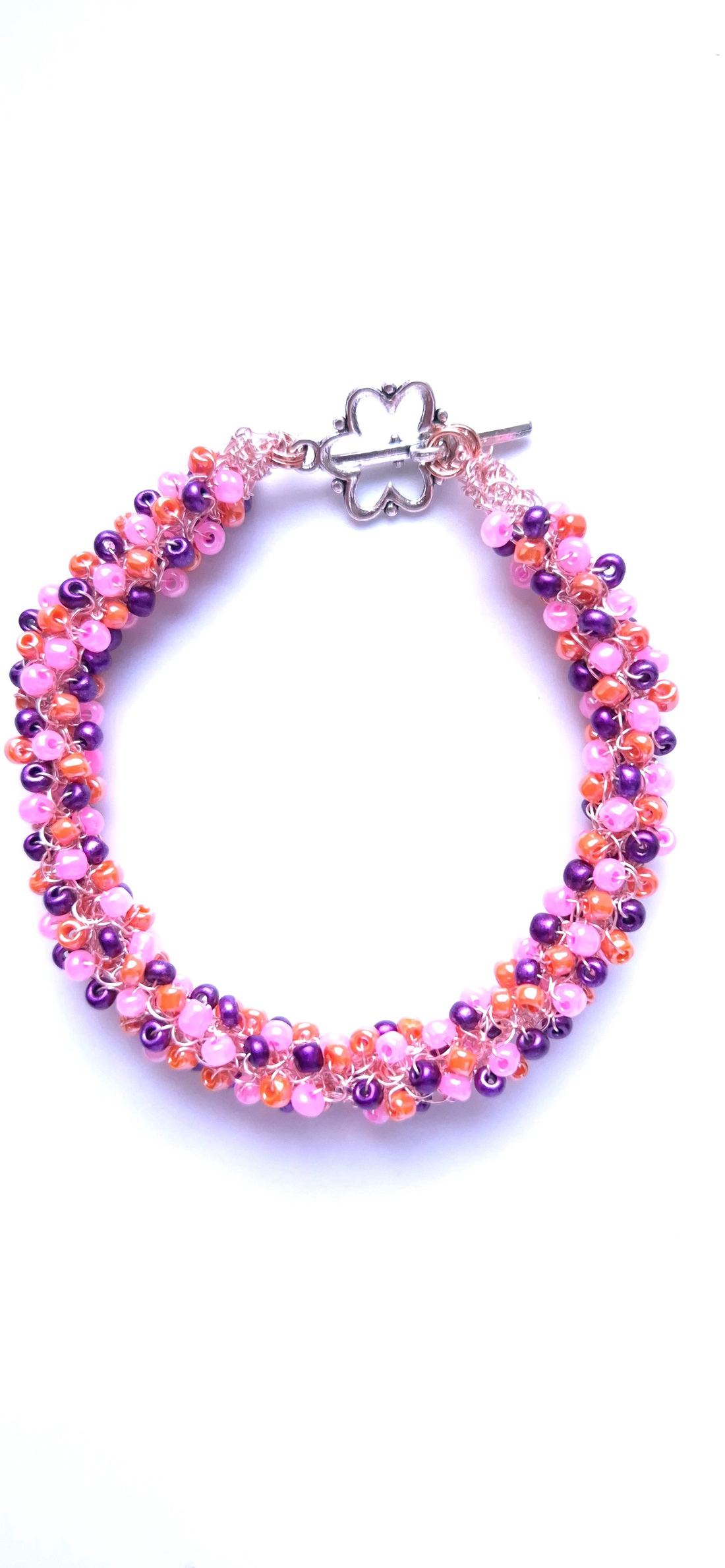 Bratara roz cu margele de sticla roz, violet, portocaliu  - bijuterii - brățări - brățări din cupru - Artynos.ro