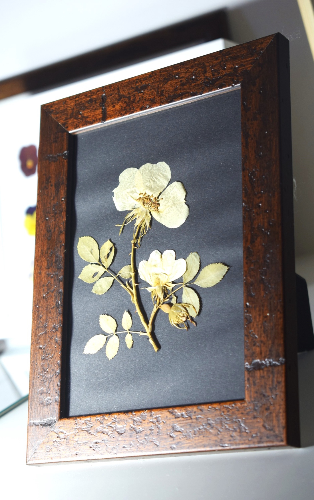 Trandafir salbatic - casă & stil de viață - accesorii pentru decorat casa - decorațiuni de pereți, decorațiuni suspendate - decorațiuni perete, macramé - Artynos.ro