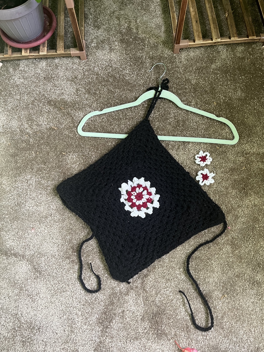 Set top si cercei crosetate - îmbrăcăminte și modă - haine damă - tricou și top de damă - Artynos.ro