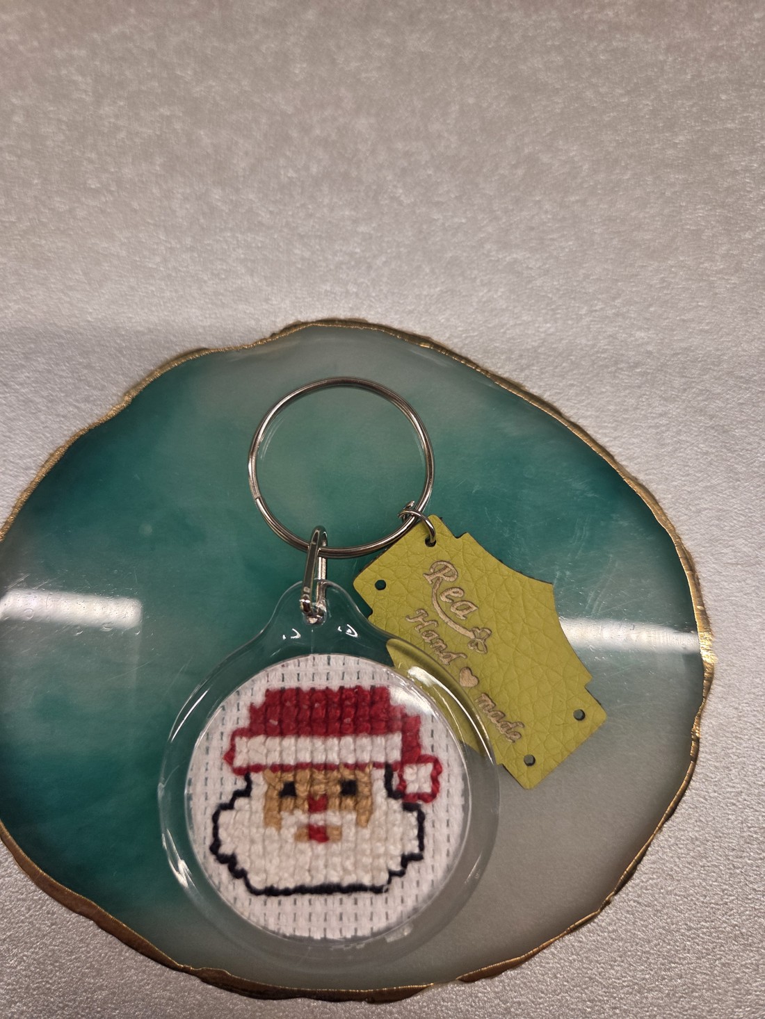 Breloc Santa Claus - crăciun - cadouri de moș crăciun - cadouri de moș crăciun - Artynos.ro