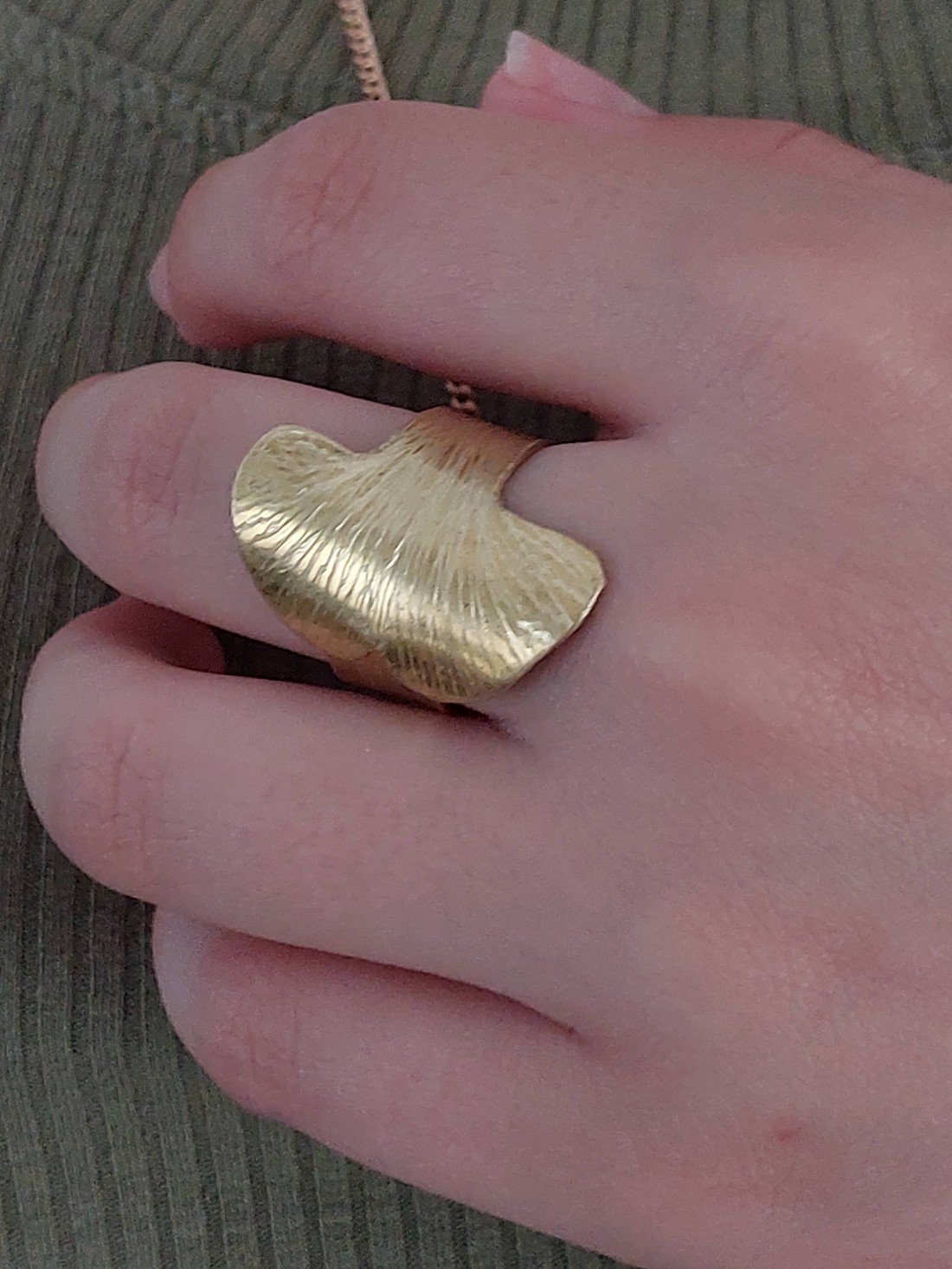 Inel unic, special ginkgo biloba din alamă -  - Artynos.ro Inel unic, special ginkgo biloba din alamă -  - Artynos.ro