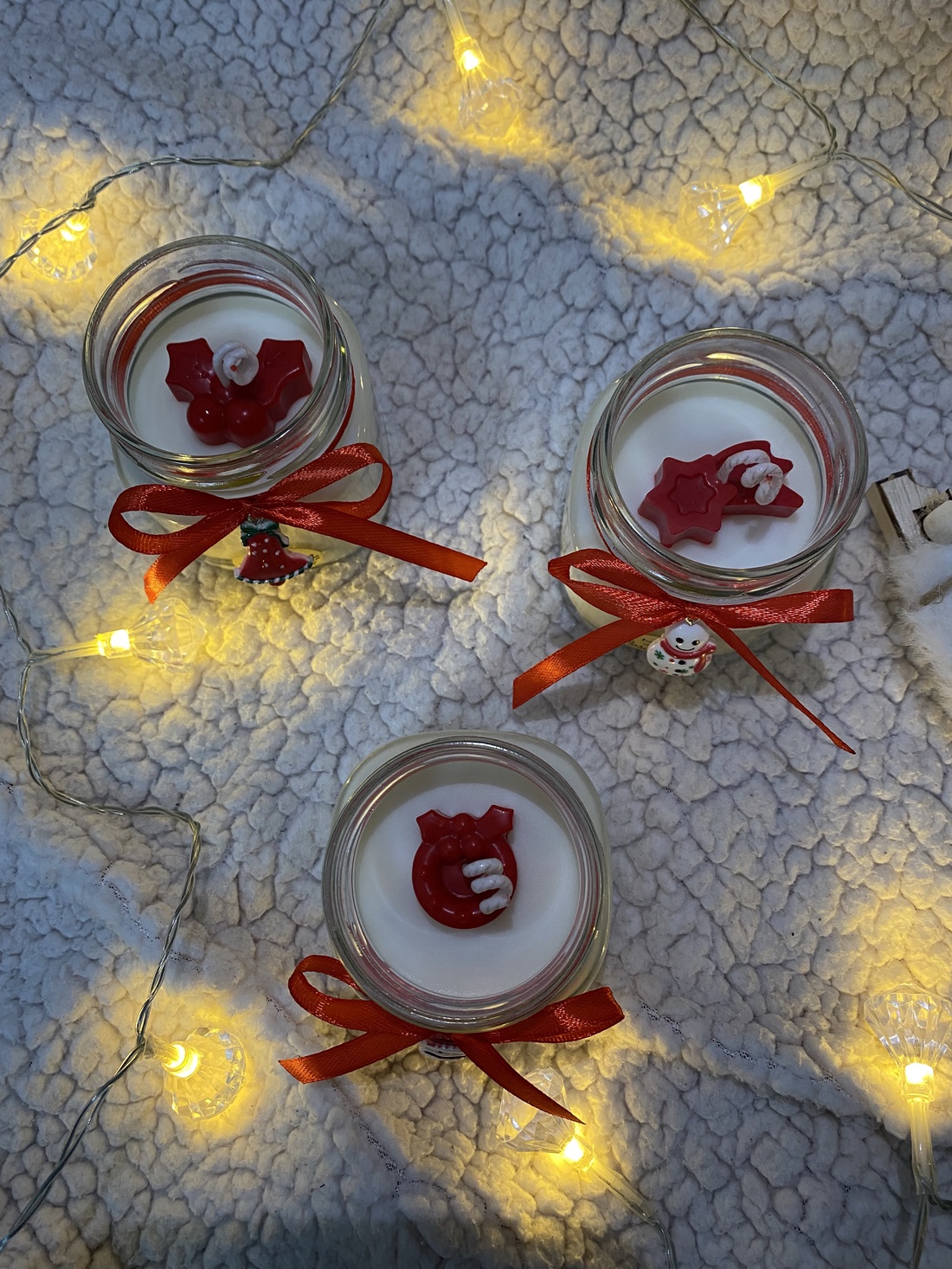 Lumânare parfumată cu mesaj ascuns Merry Xmas - crăciun - decorațiuni de crăciun de casă - lumânări parfumate de crăciun - Artynos.ro