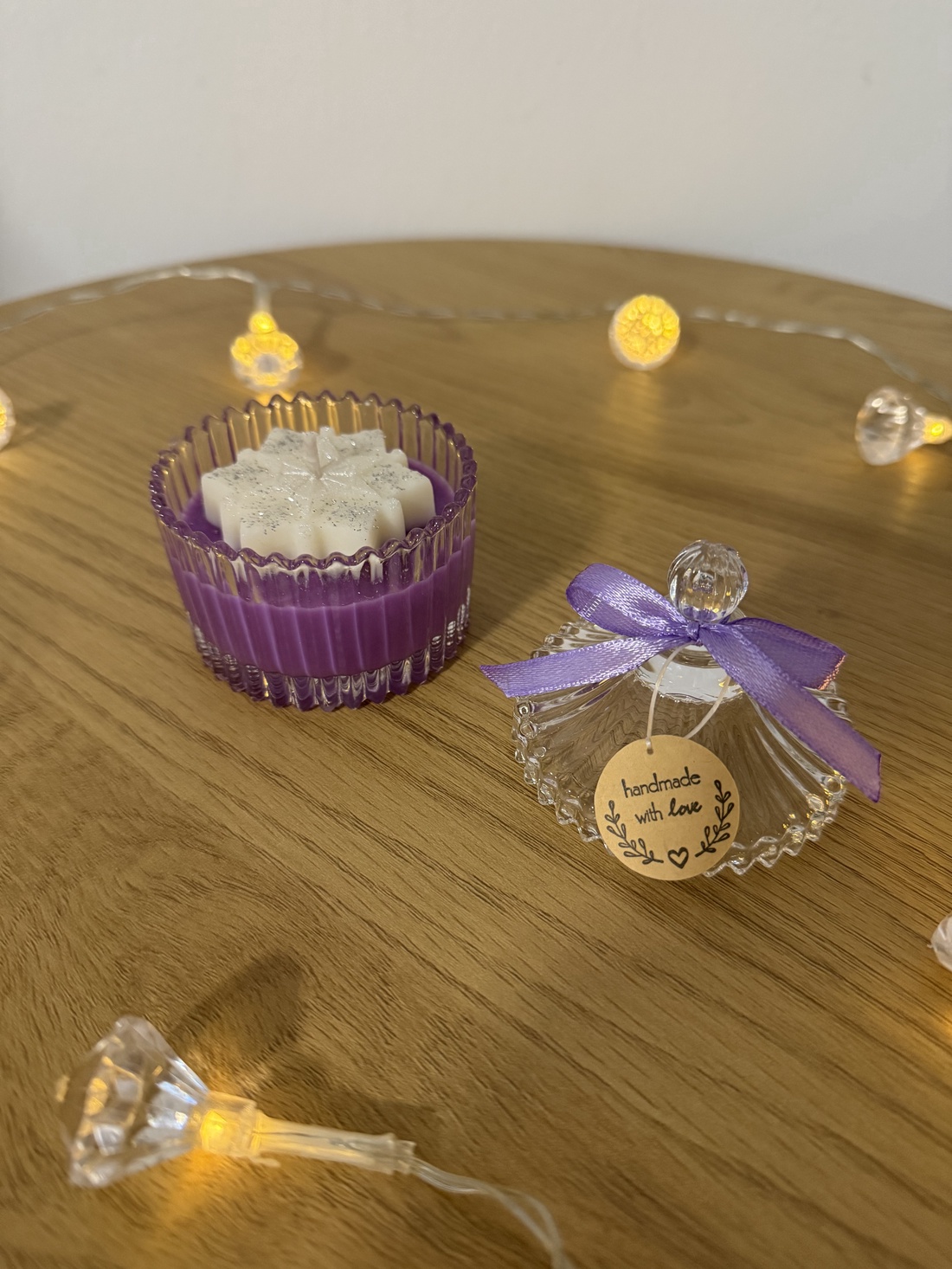 Lumânare parfumată Luxury Snowflake 65g - crăciun - decorațiuni de crăciun de casă - lumânări parfumate de crăciun - Artynos.ro