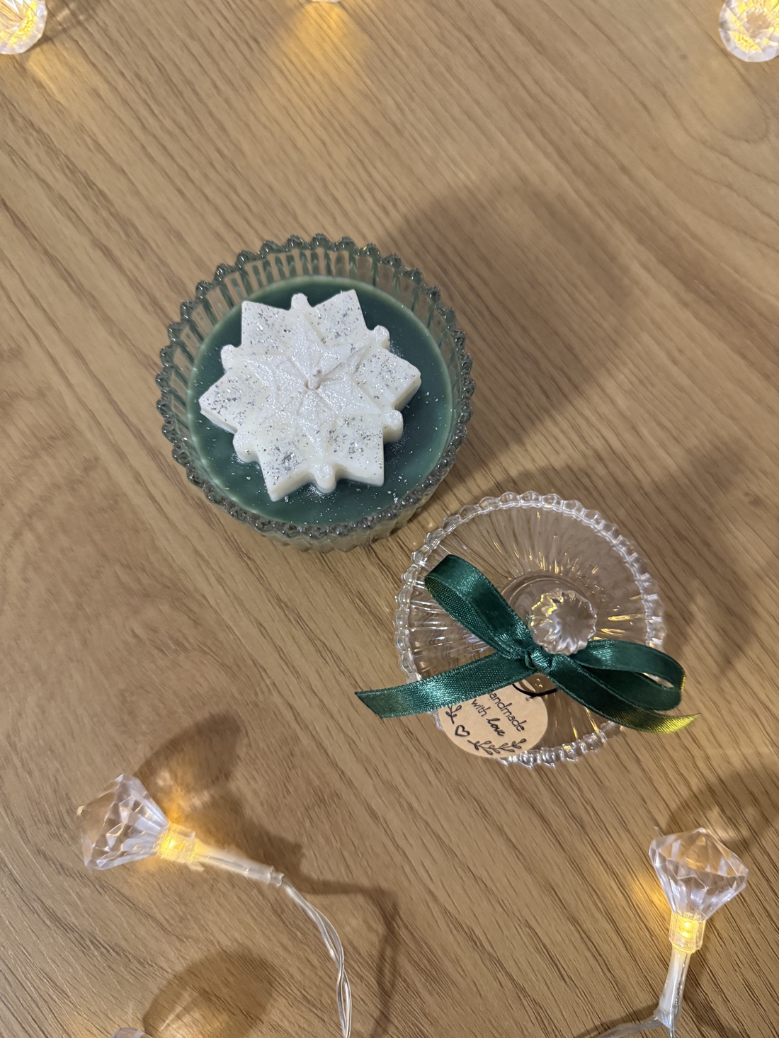Lumânare parfumată Luxury Snowflake 65g - crăciun - decorațiuni de crăciun de casă - lumânări parfumate de crăciun - Artynos.ro