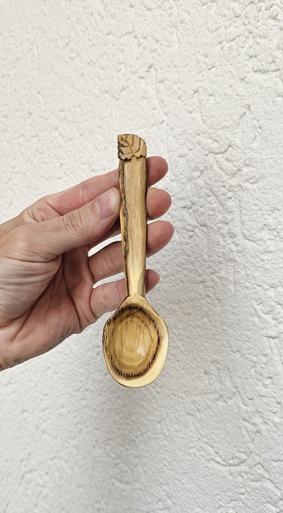 Linguriță Din Lemn cu Frunzuliță pentru Cafea,Ceai sau Decor - casă & stil de viață - accesorii pentru echipamente de bucătărie - accesorii de servire - boluri și farfurii din lemn, bol de servire - Artynos.ro Linguriță Din Lemn cu Frunzuliță pentru Cafea,Ceai sau Decor - casă & stil de viață - accesorii pentru echipamente de bucătărie - accesorii de servire - boluri și farfurii din lemn, bol de servire - Artynos.ro
