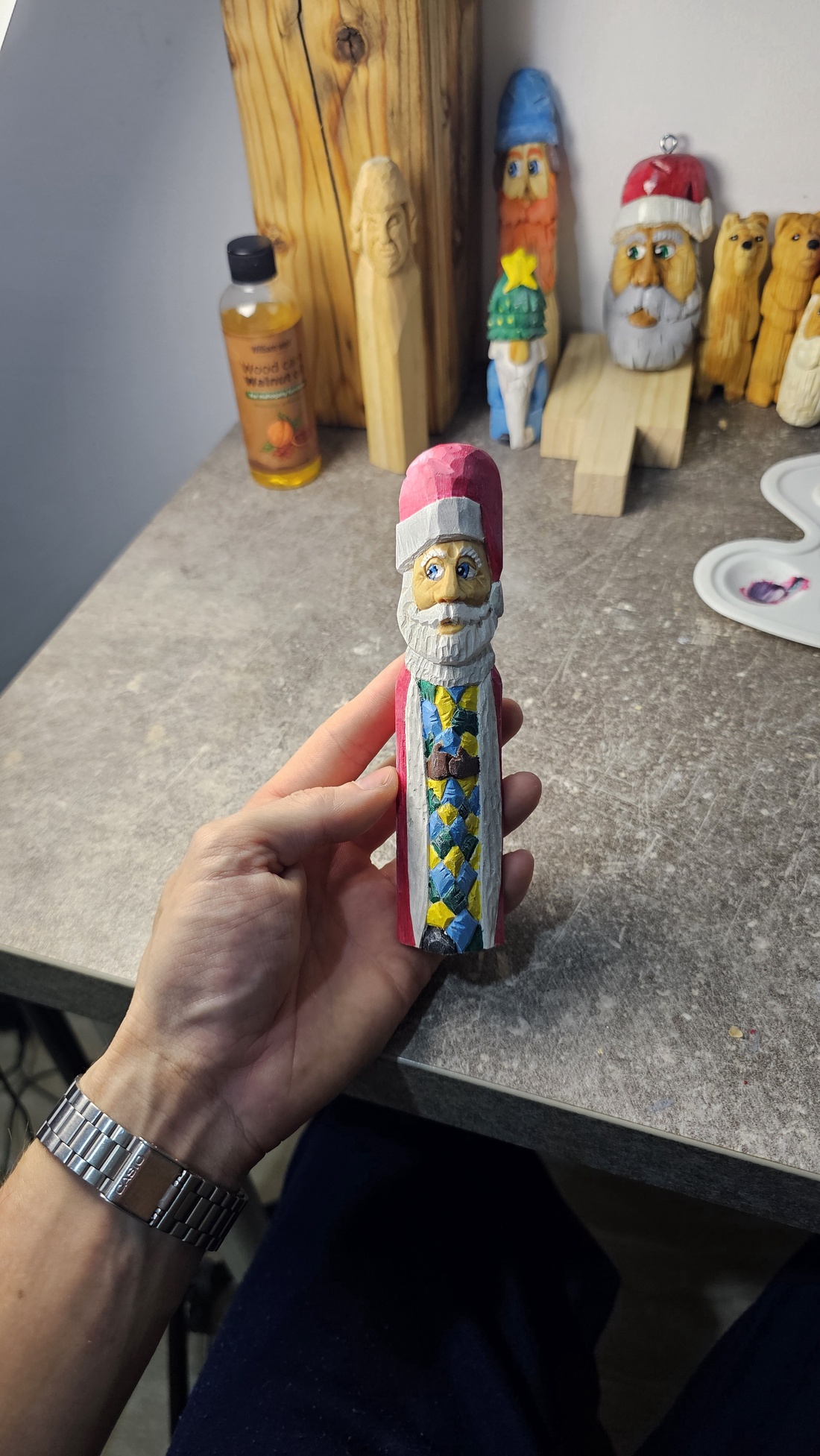 Moș Crăciun din Lemn  Ornament Artizanal Sculptat Manual - crăciun - accesorii cadou de crăciun - felicitări de crăciun - Artynos.ro