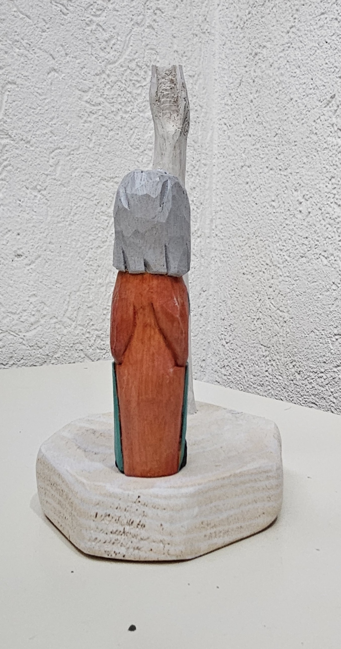 Gospodină cu Șorț � Figurină din Lemn Sculptată și Pictată Manual - jucării și echipamente pentru copii - accesorii sport - accesorii pentru alte jocuri și sporturi - Artynos.ro