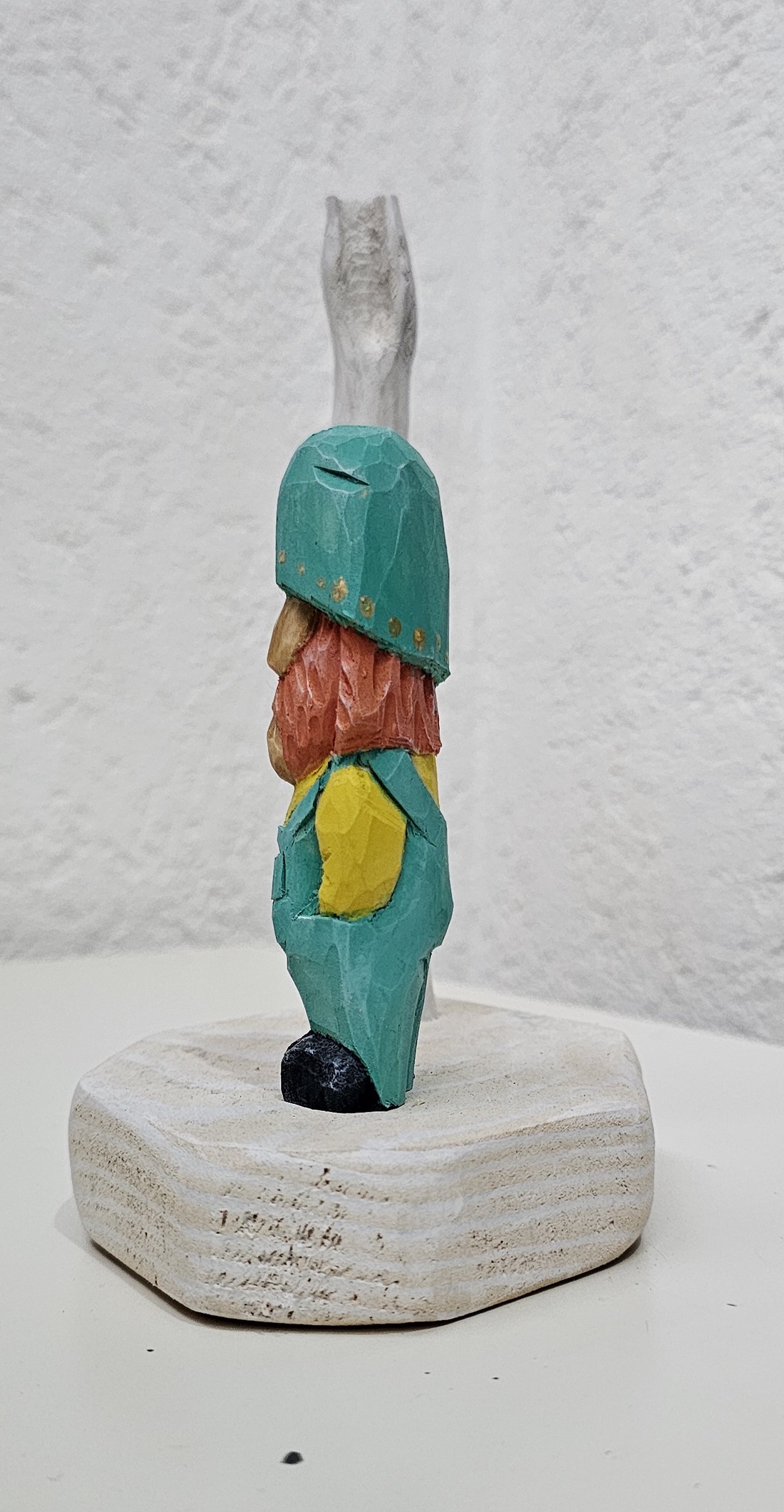 Gnom Morăcanos-Figurina Sculptata si Pictata Manual - jucării și echipamente pentru copii - accesorii sport - accesorii pentru alte jocuri și sporturi - Artynos.ro