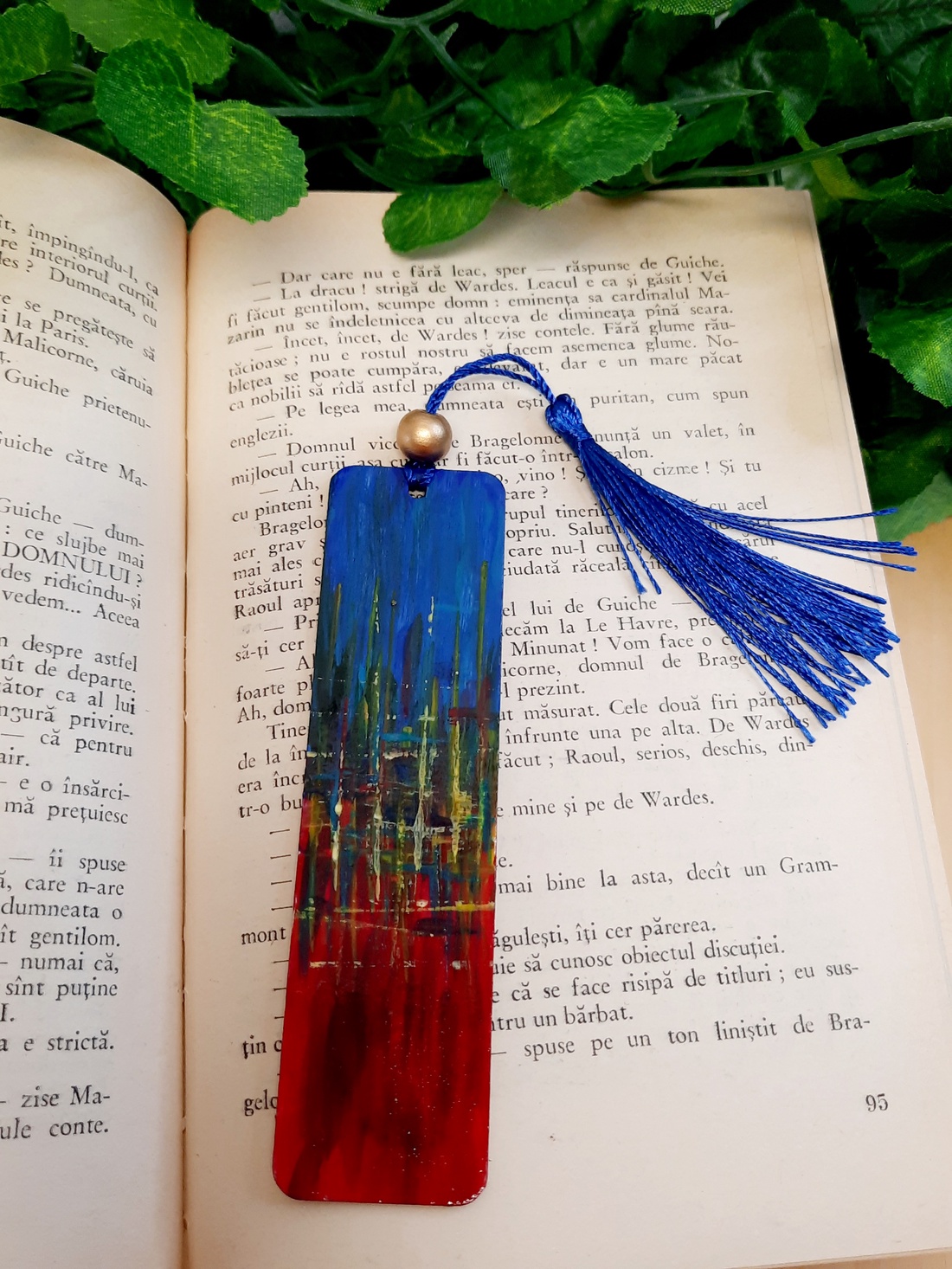 Semn de carte pictat manual - City lights - cărți și creații cu tematică muzicală, cadouri - semn de carte - Artynos.ro