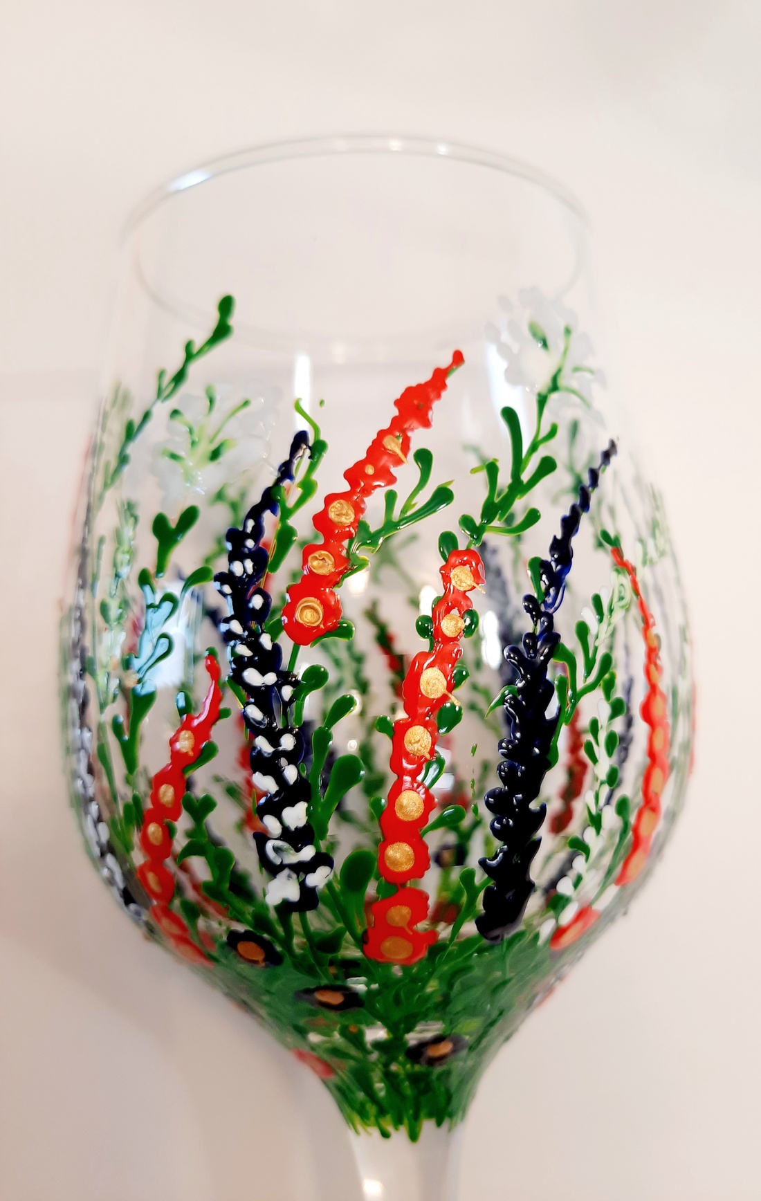 Pahare de vin, pictate manual  - arte vizuale și accesorii  - picturi - pictură pe sticlă - Artynos.ro