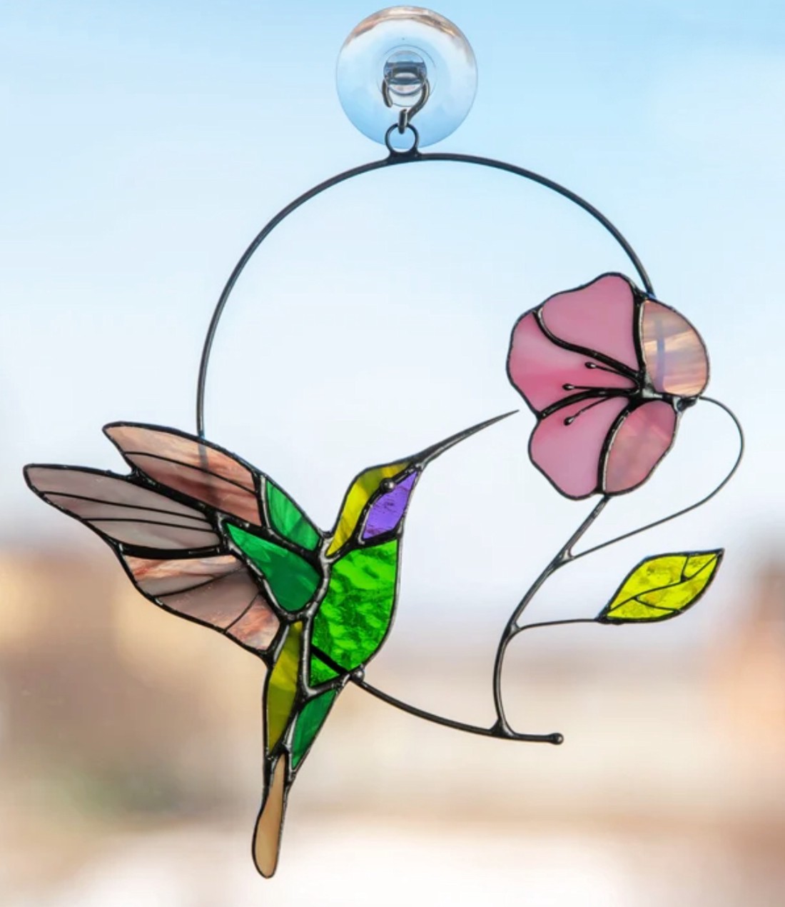 Colibri verde cu decor de fereastră hibiscus - - Artynos.ro Colibri verde cu decor de fereastră hibiscus - - Artynos.ro
