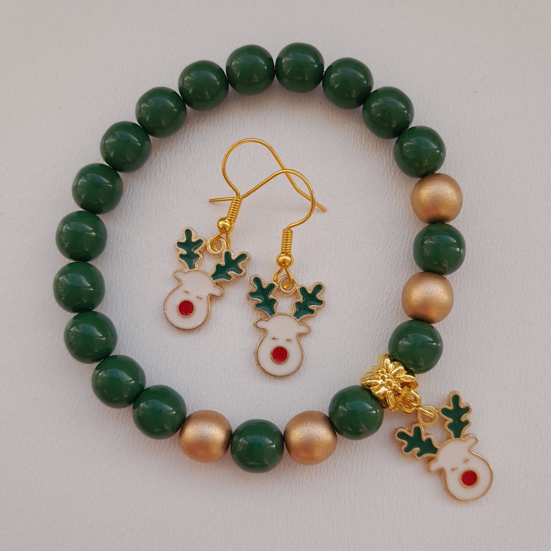 Set de bijuterii cu cerb de Crăciun - brățară, cercei -  - Artynos.ro