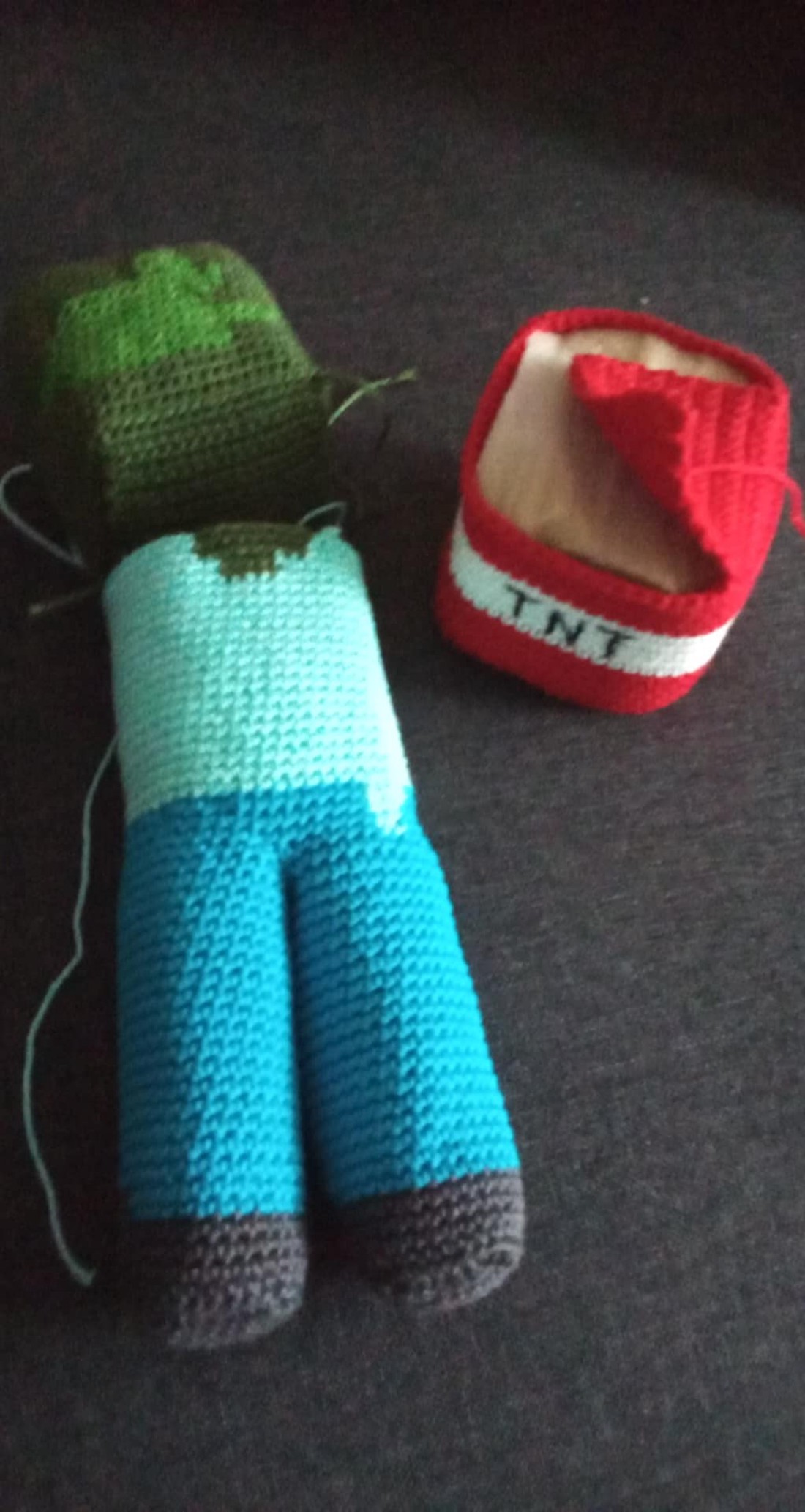 Zombie (Minecraft) - jucării și echipamente pentru copii - plușuri - personaje de basm din pluș - Artynos.ro