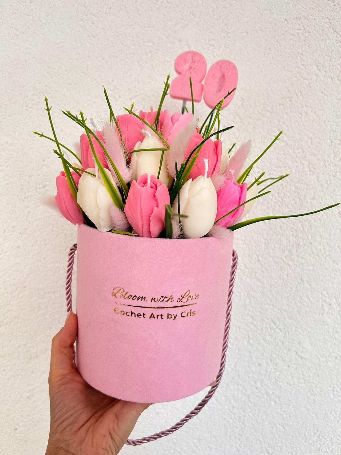 Lalele din ceara de soia in cutie de catifea - casă & stil de viață - decorațiuni de casă - accesorii florale - cutii cu flori - Artynos.ro