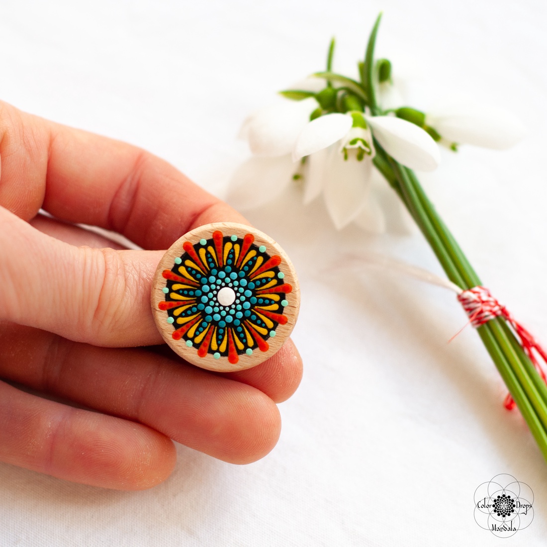 Mărțișor tip broșă - Turcoaz si Roșu - bijuterii - mărțișor - Artynos.ro