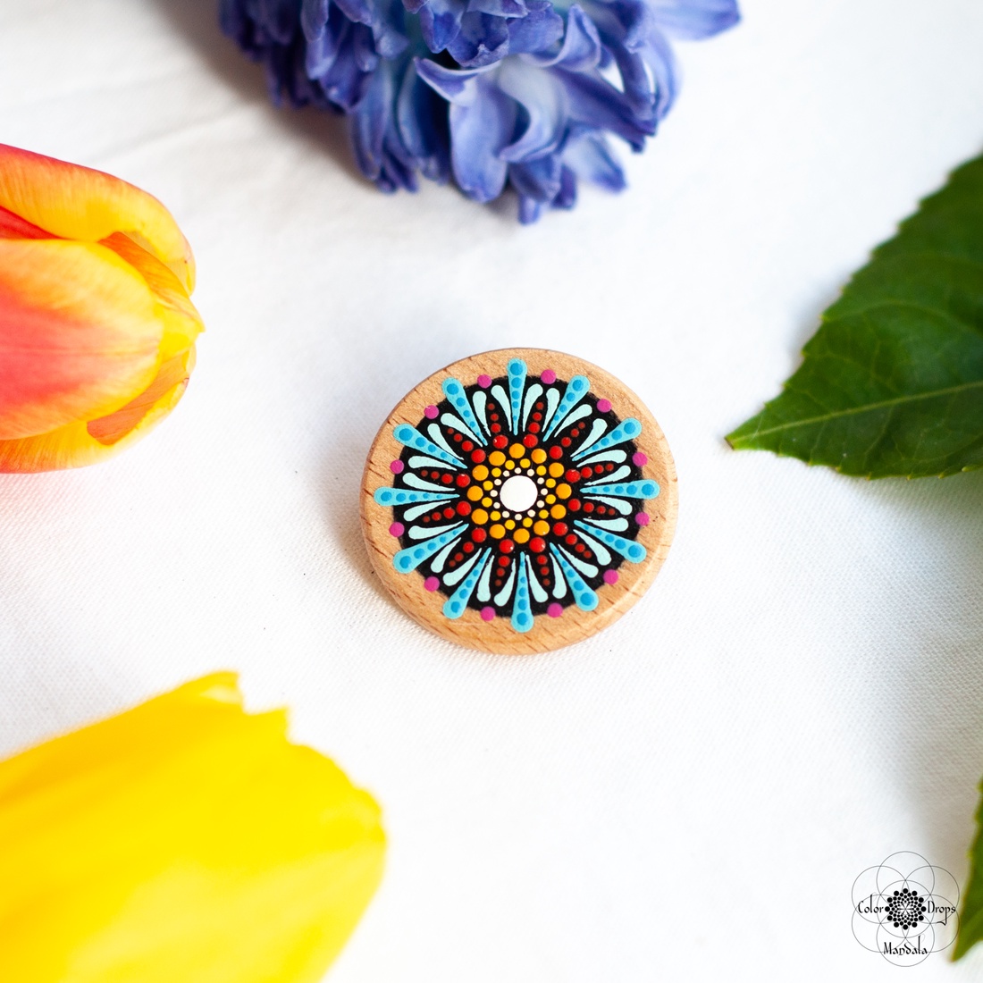 Mărțișor tip broșă - Portocaliu și Turcoaz - bijuterii - mărțișor - Artynos.ro