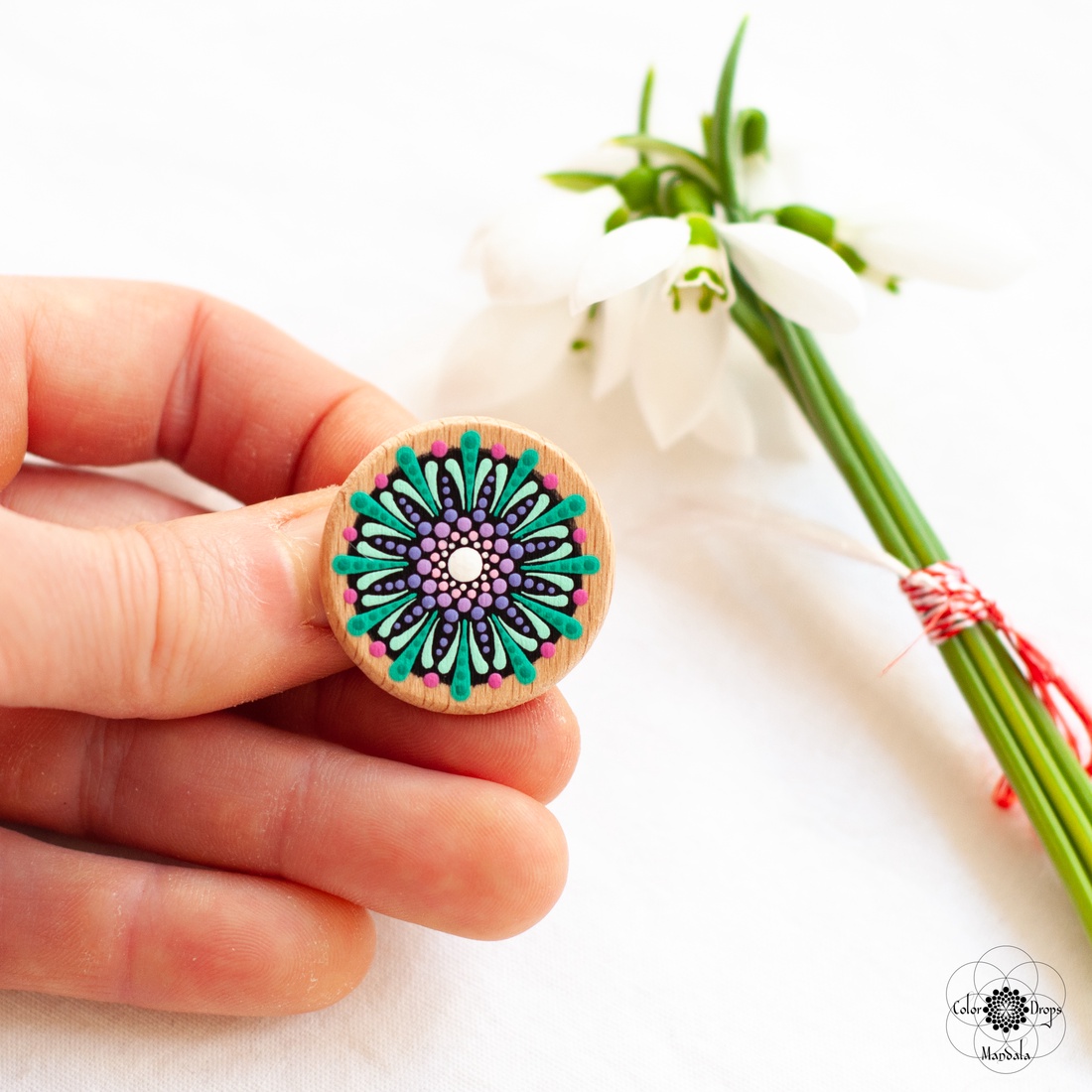 Mărțișor tip broșă - Mov și Turcoaz - bijuterii - mărțișor - Artynos.ro