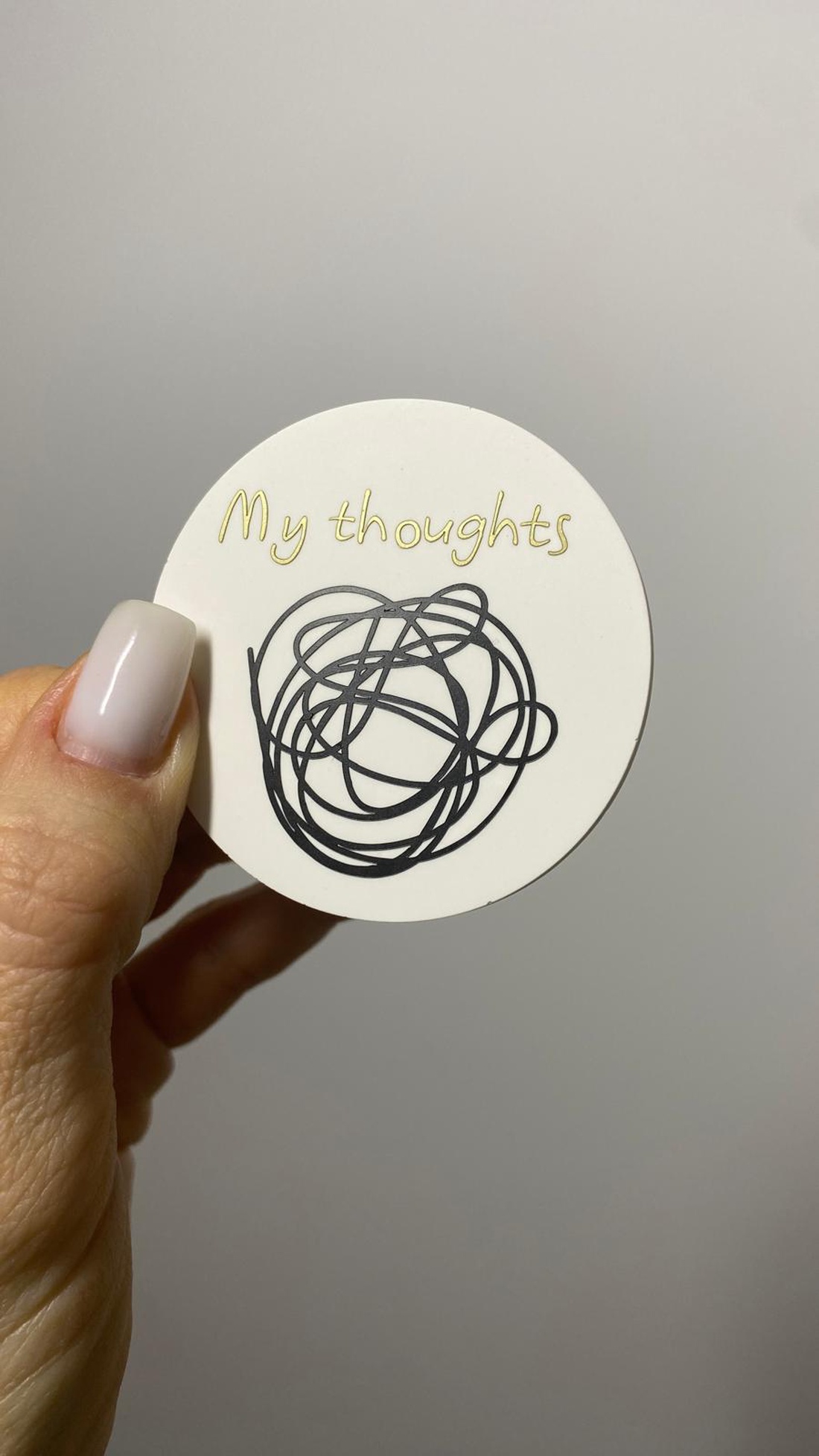Mărțișor broșă rotundă my thoughts 5.5 cm - bijuterii - mărțișor - Artynos.ro