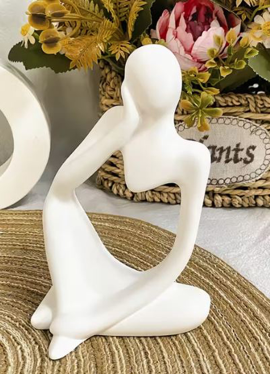 Statuetă decorativă Om pe gânduri - casă & stil de viață - decorațiuni de casă - decorațiuni de masă și rafturi - decorațiuni de masă - Artynos.ro