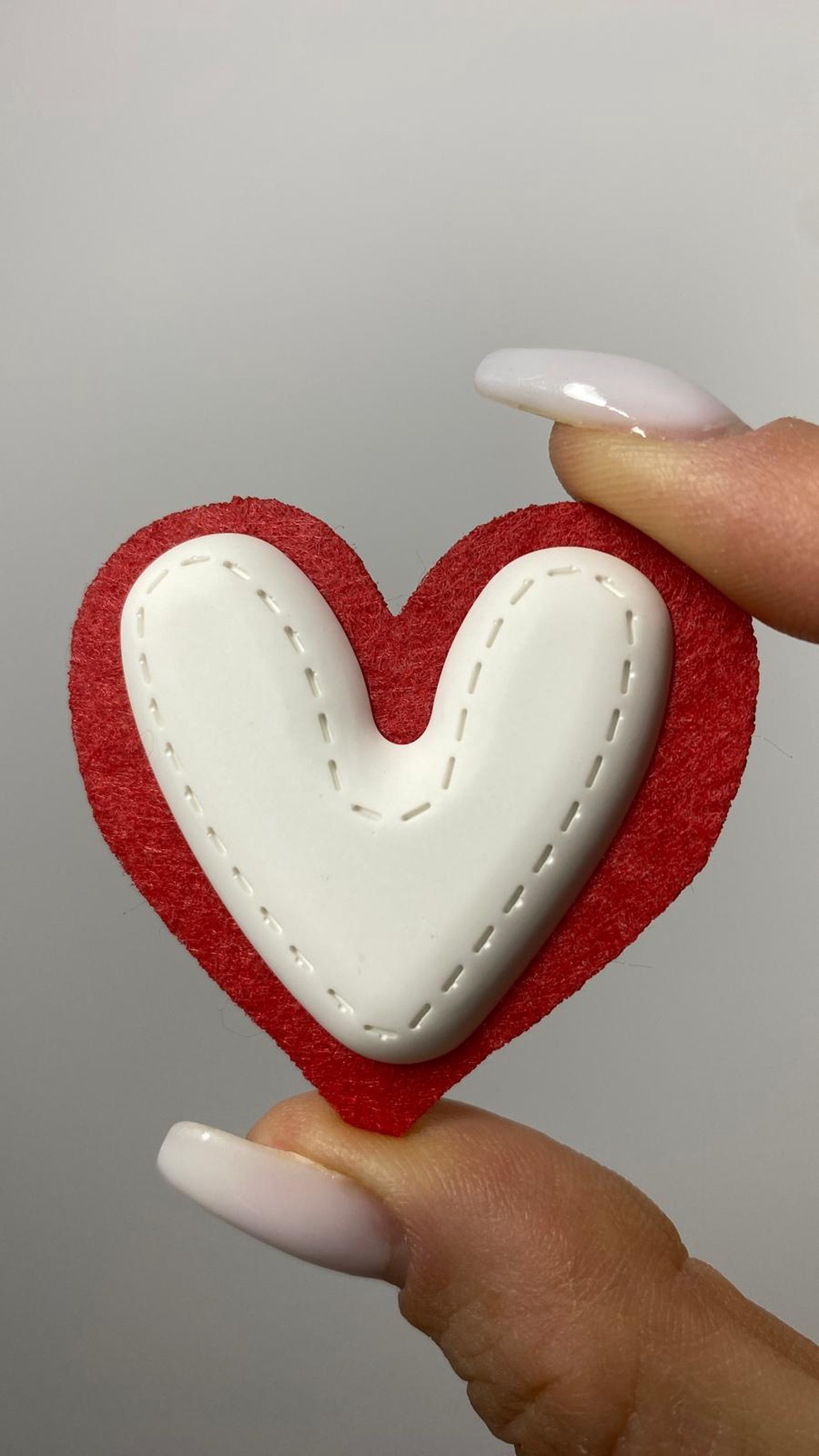 Mărțișor broșă - Inimi - bijuterii - mărțișor - Artynos.ro