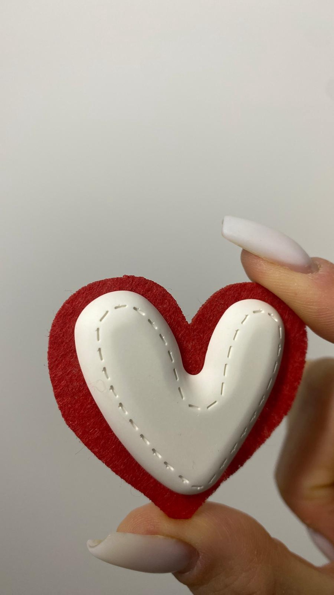 Mărțișor broșă - Inimi - bijuterii - mărțișor - Artynos.ro