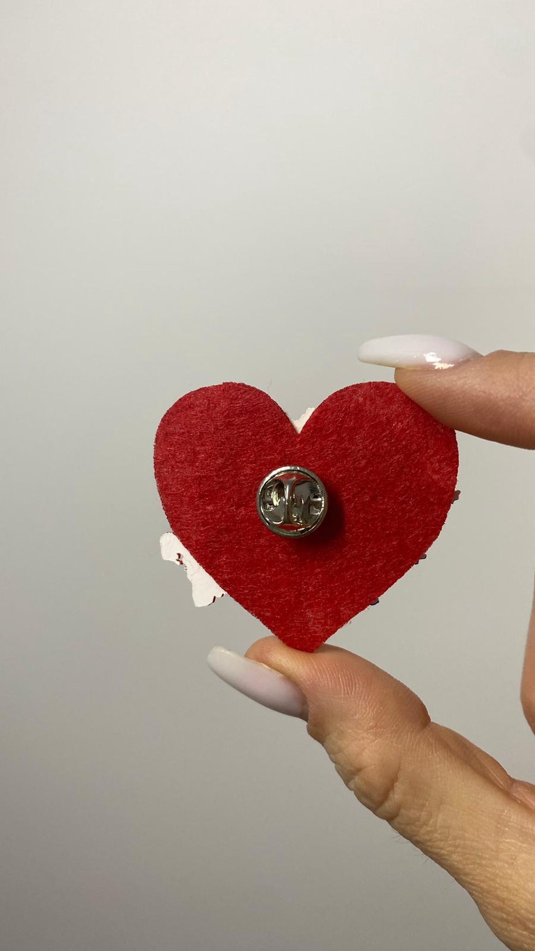 Mărțișor broșă - Steagul României - bijuterii - mărțișor - Artynos.ro