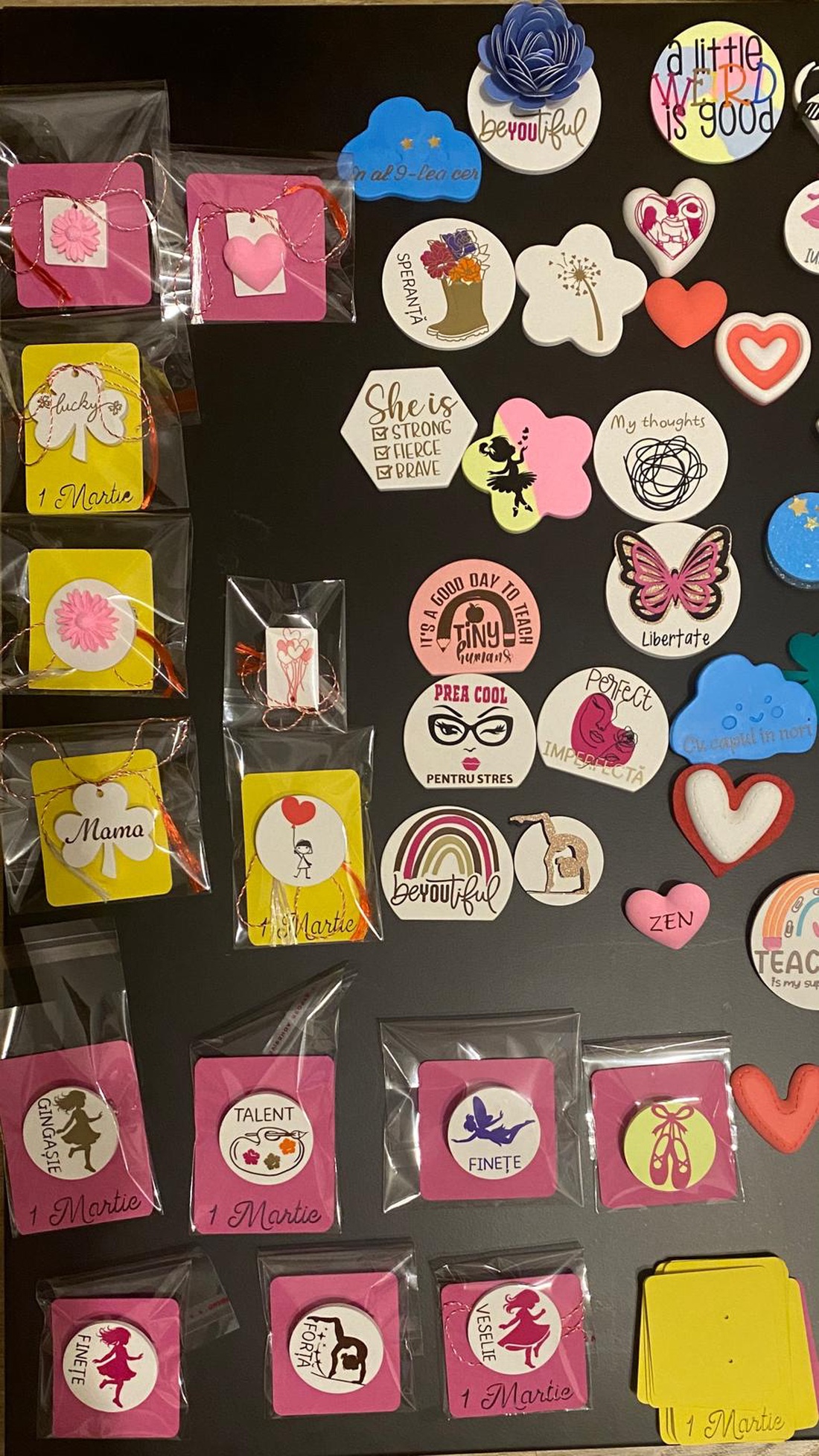 Mărțișor broșă - formă de trifoi - Lucky - bijuterii - mărțișor - Artynos.ro