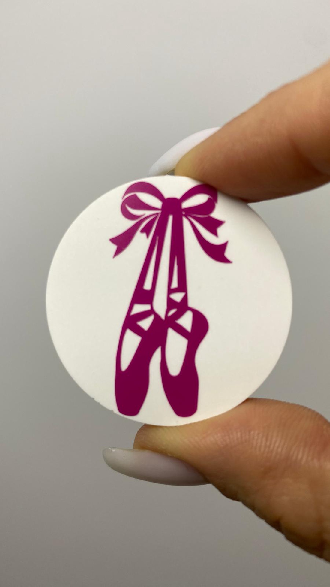 Mărțișor broșă - 3.5 cm - Poante Balerină - bijuterii - mărțișor - Artynos.ro