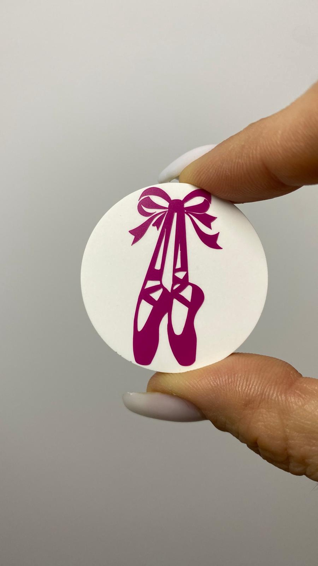 Mărțișor broșă - 3.5 cm - Poante Balerină - bijuterii - mărțișor - Artynos.ro