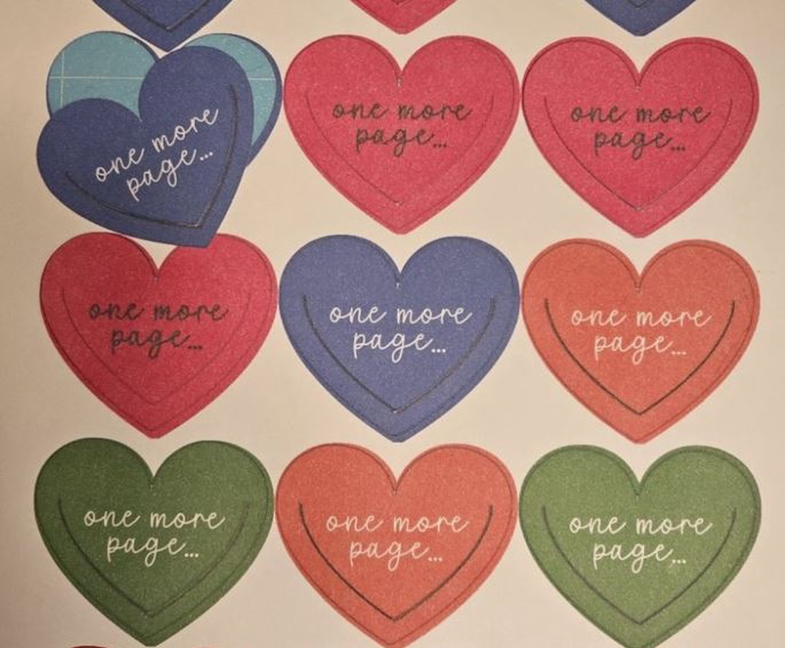 Mărțișor semn de carte - inimă - one more page - bijuterii - mărțișor - Artynos.ro