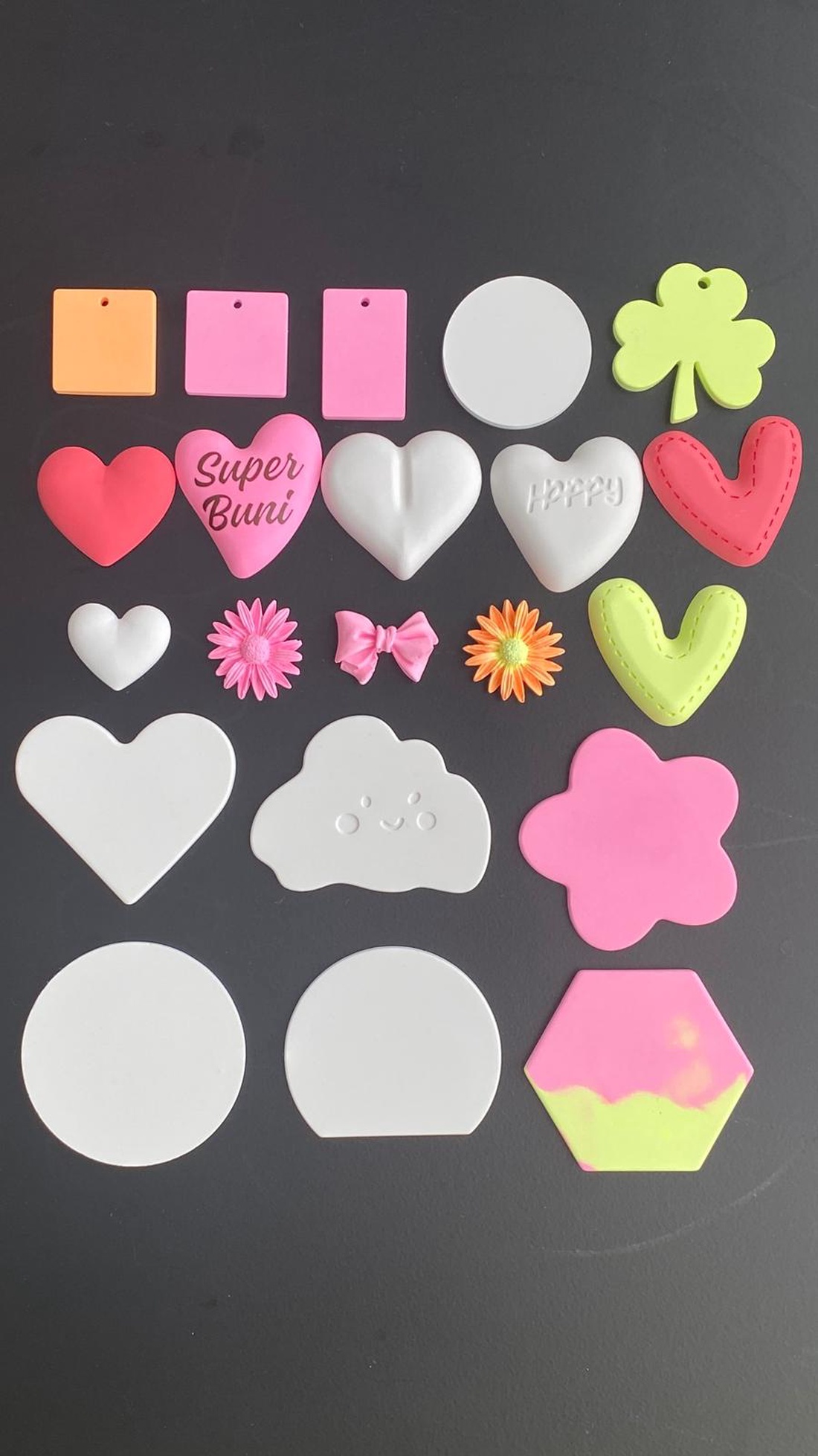 Broșă - PERSONALIZAT - bijuterii - mărțișor - Artynos.ro