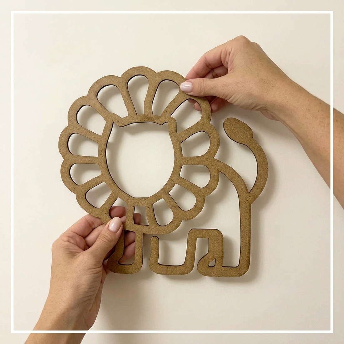 Decor de Perete - Leul Prietenos - 29 cm - casă & stil de viață - echipament pentru camera copiilor - decorațiuni de cameră - Artynos.ro