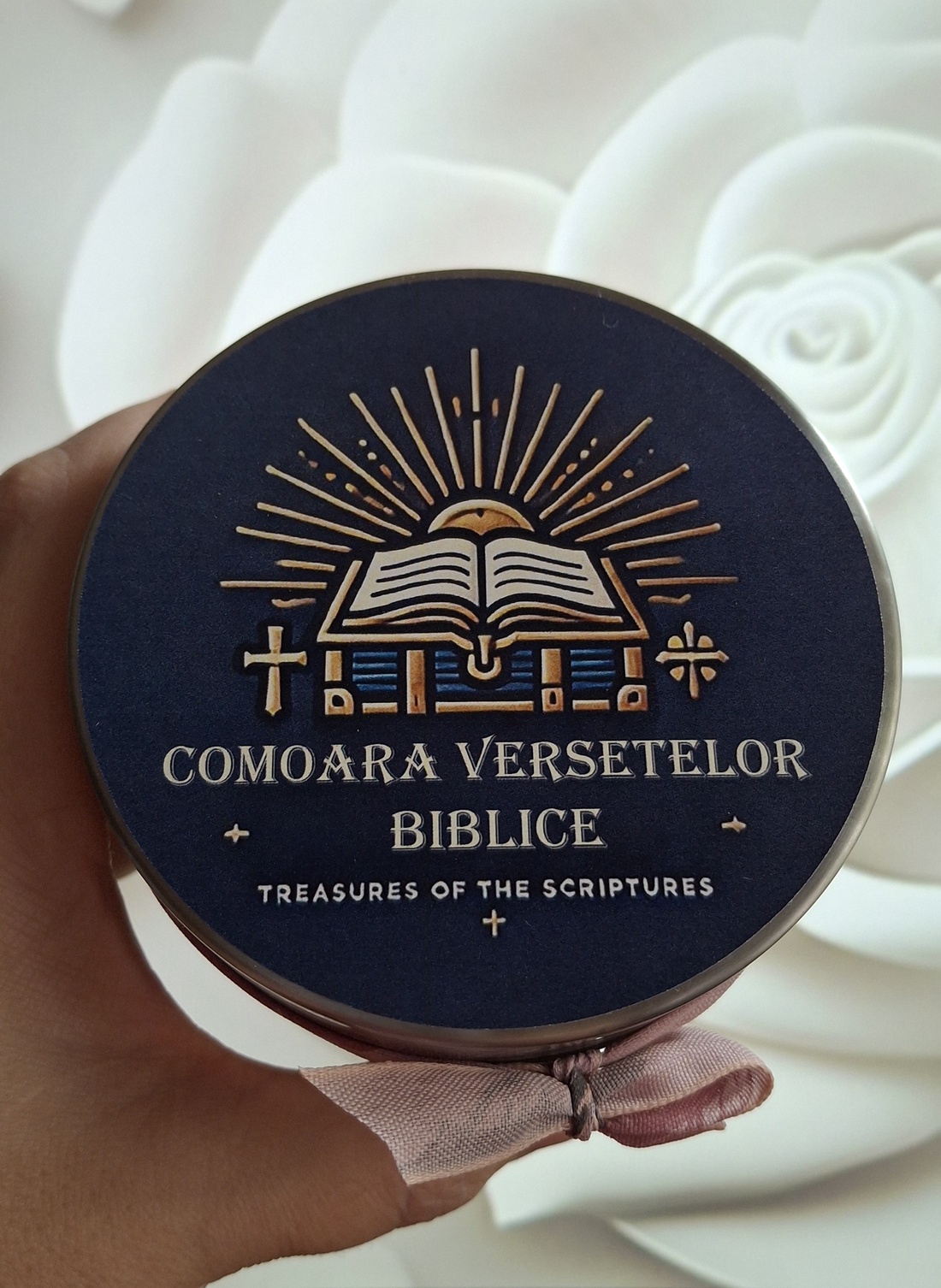 Versuri Biblice Cu Coduri De Culoare II. - casă & stil de viață - accesorii pentru decorat casa - decorațiuni de masă și decorațiuni pentru rafturi - decorațiuni de masă - Artynos.ro Versuri Biblice Cu Coduri De Culoare II. - casă & stil de viață - accesorii pentru decorat casa - decorațiuni de masă și decorațiuni pentru rafturi - decorațiuni de masă - Artynos.ro