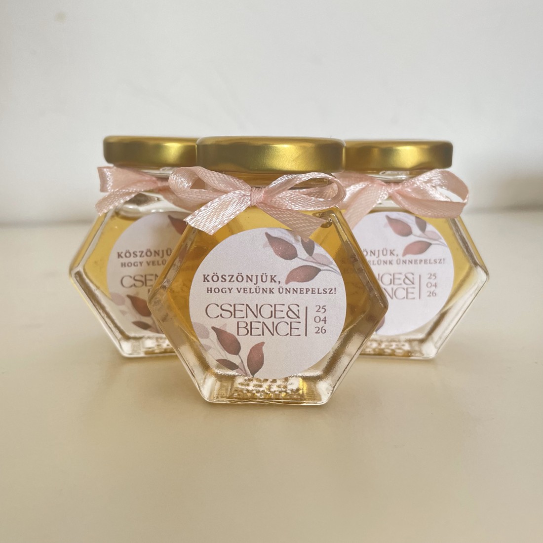Cadou de mulțumire pentru nunta cu miere - Hexagon în picioare - 50 ml - accesorii nuntă - amintiri și cadouri de nuntă - cadouri de bun venit nuntă - Artynos.ro