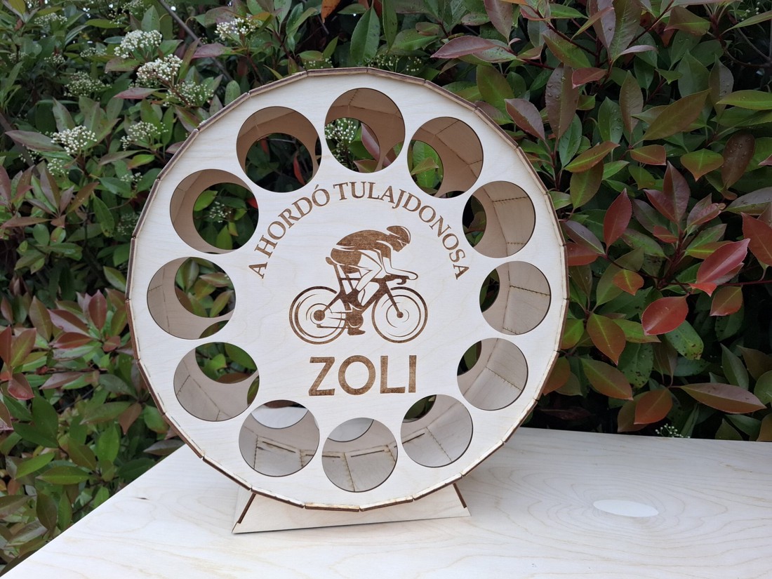 Suport pentru bere în formă de butoi -  - Artynos.ro