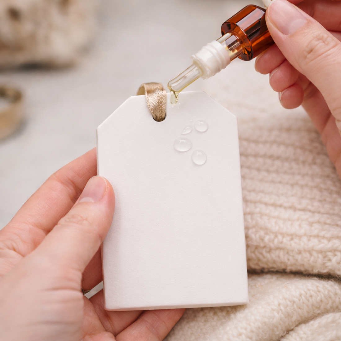 Tableta Parfumata Din Ceramica, Parfum Mosc - casă & stil de viață - lumânări, parfumuri, arome - difuzor de arome - Artynos.ro