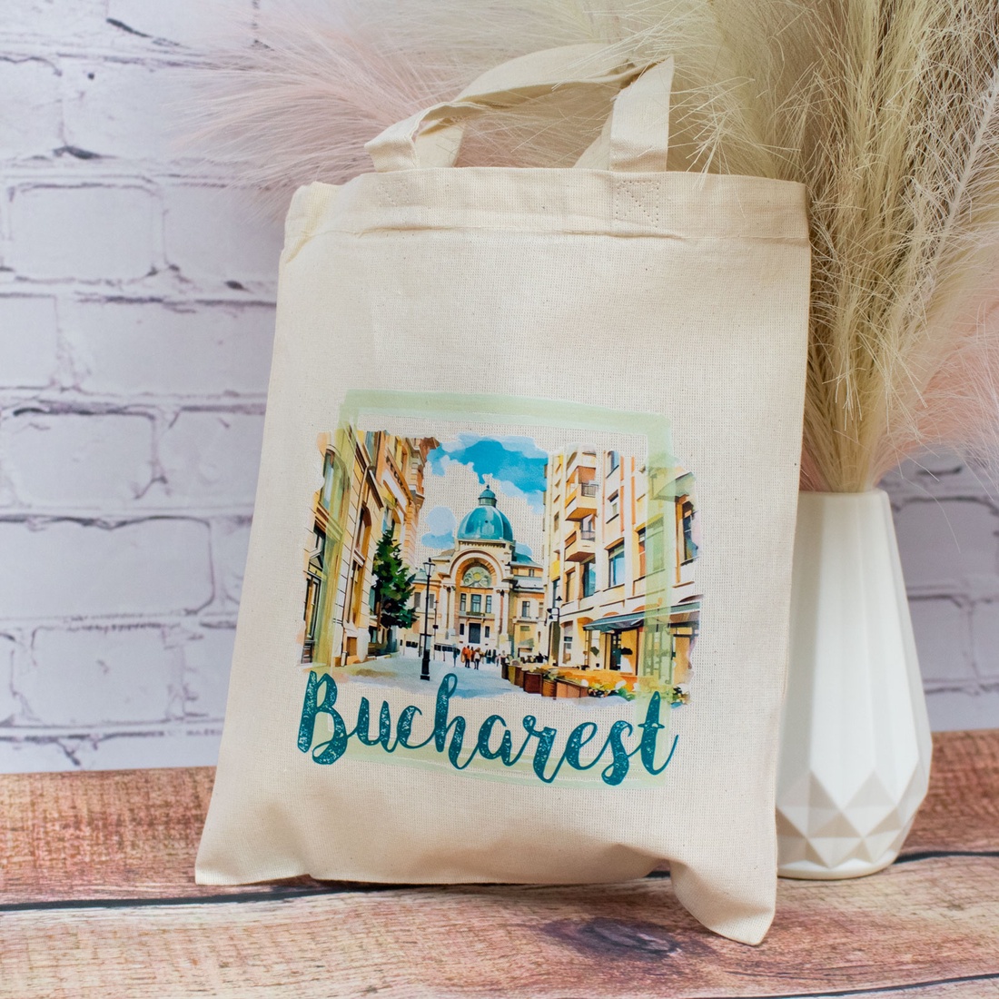 Sacosa din bumbac, suvenir, Palatul CEC Bucuresti (vedere din Centrul Vechi), dimensiune 22 x 26 cm - genți și portofele - geantă pentru cumpărături - totebaguri - Artynos.ro