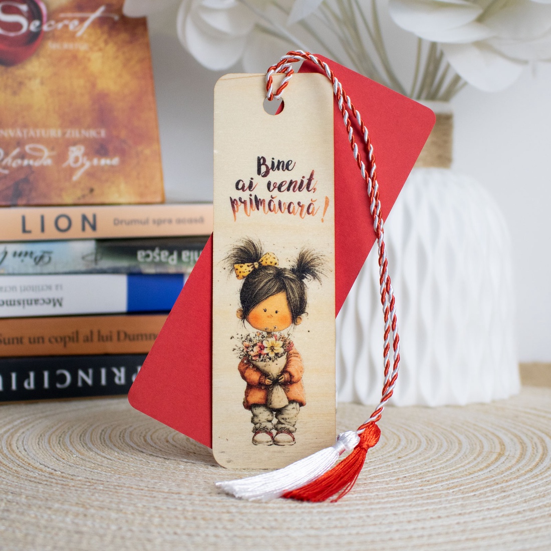 Martisor din lemn, semn de carte, Primavara in dar - bijuterii - mărțișor - Artynos.ro