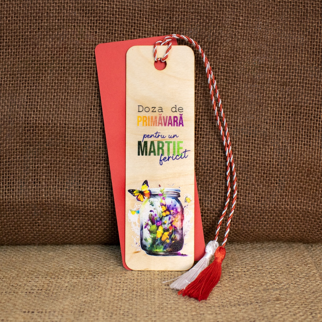 Martisor din lemn, semn de carte, personalizat Doza de PRIMAVARA - bijuterii - mărțișor - Artynos.ro