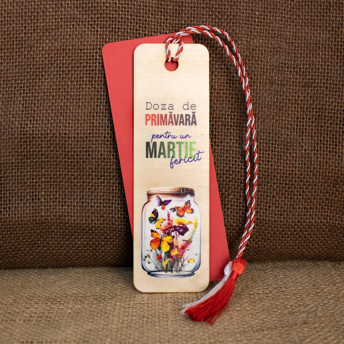 Martisor din lemn, semn de carte, personalizat Doza de PRIMAVARA - bijuterii - mărțișor - Artynos.ro