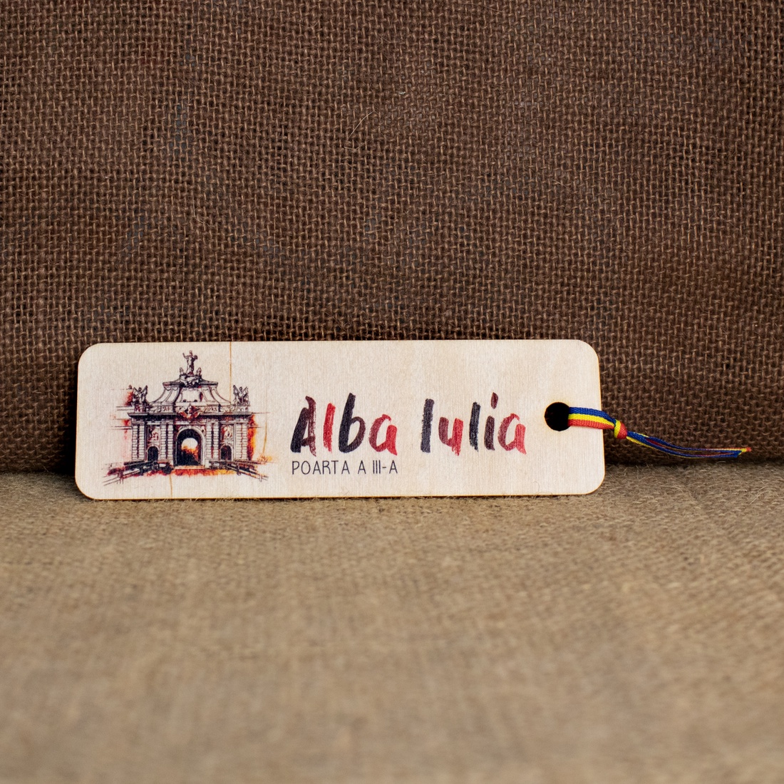 Semn de carte suvenir, din lemn, acuarela vintage, Poarta a III-a, Cetatea Alba Carolina, Alba Iulia - cărți și creații cu tematică muzicală, cadouri - semn de carte - Artynos.ro