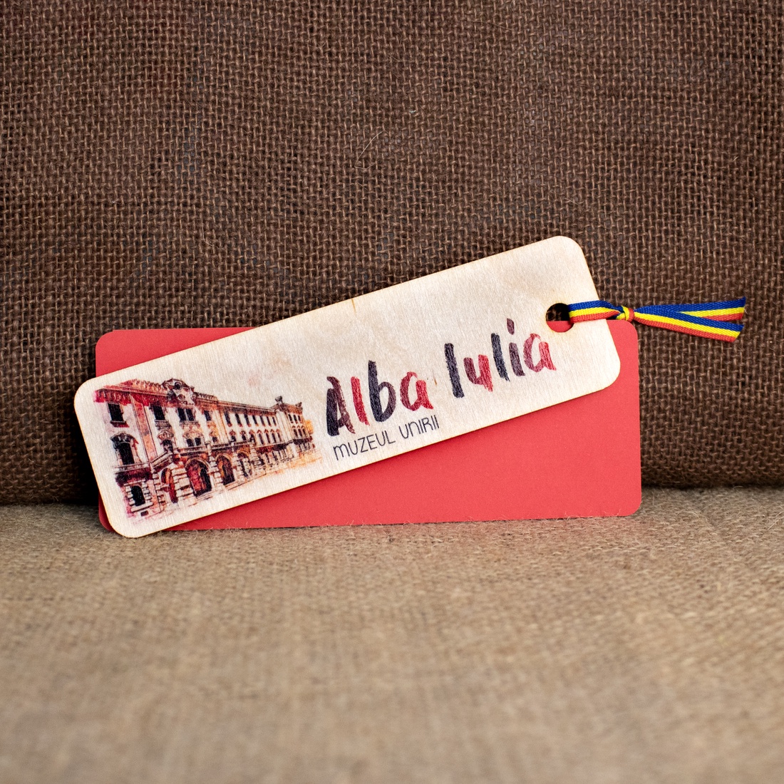 Semn de carte suvenir, din lemn, acuarela vintage, Muzeul Unirii, Alba Iulia - cărți și creații cu tematică muzicală, cadouri - semn de carte - Artynos.ro