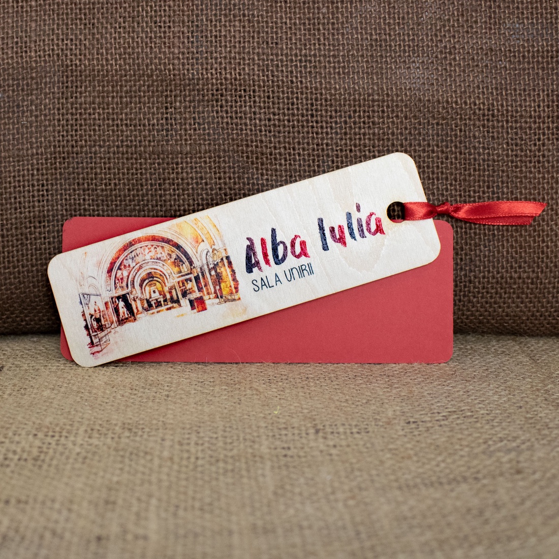 Semn de carte suvenir din lemn, color vintage, Sala Unirii, Alba Iulia - cărți și creații cu tematică muzicală, cadouri - semn de carte - Artynos.ro
