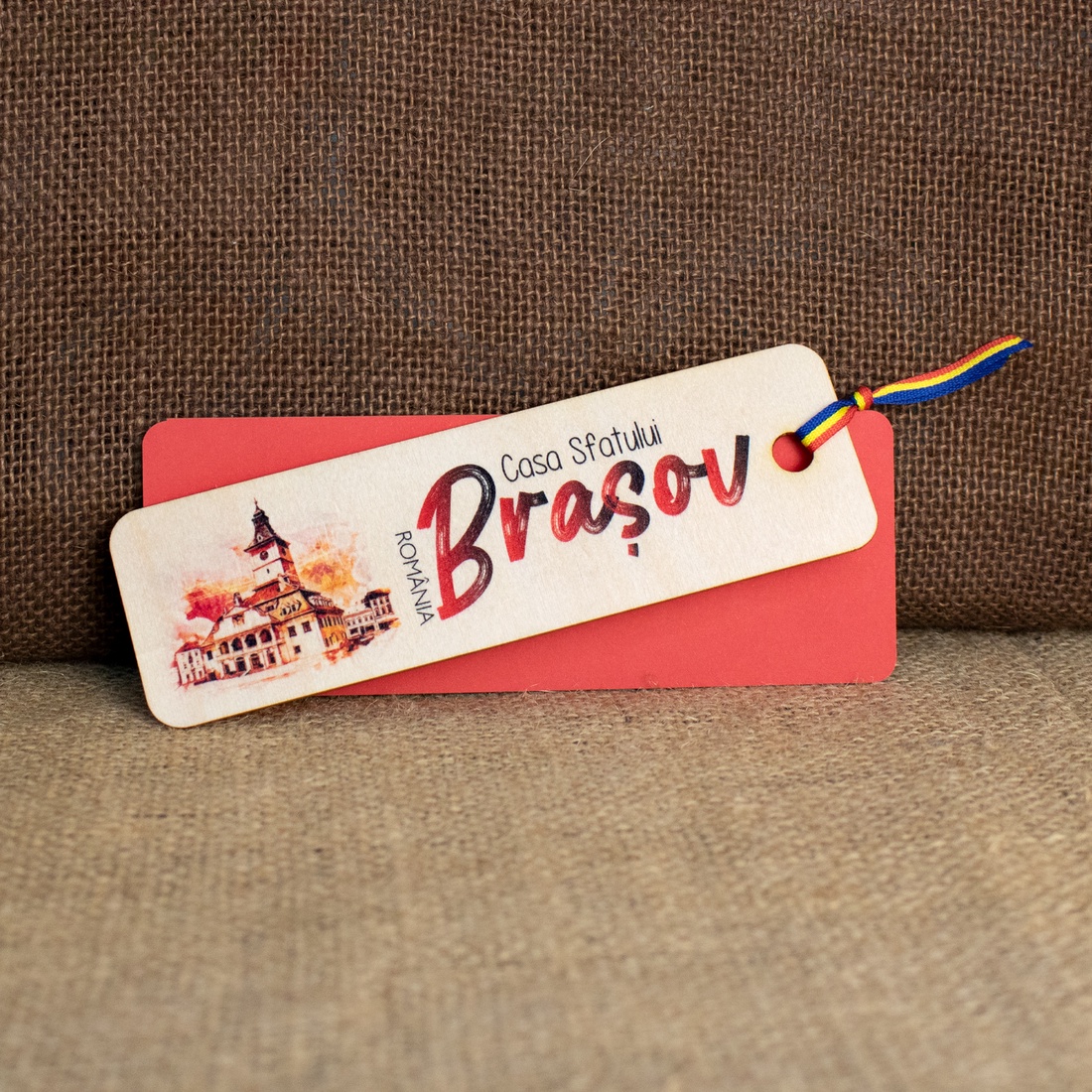 Semn de carte suvenir, din lemn, color, vintage, Casa Sfatului Brasov - cărți și creații cu tematică muzicală, cadouri - semn de carte - Artynos.ro