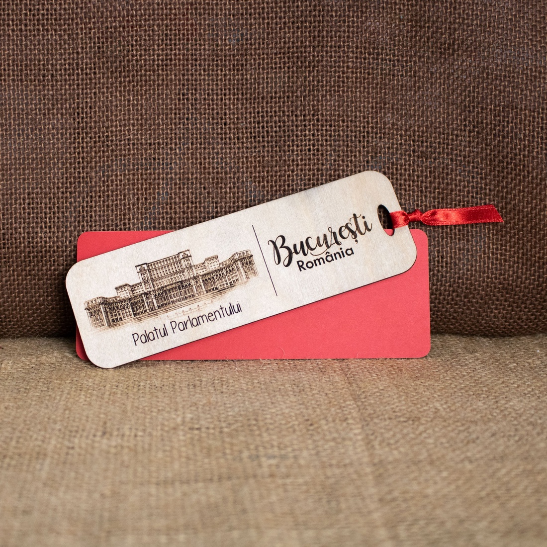 Semn de carte suvenir, Din Lemn, Gravat �Palatul Parlamentului Bucuresti  - cărți și creații cu tematică muzicală, cadouri - semn de carte - Artynos.ro