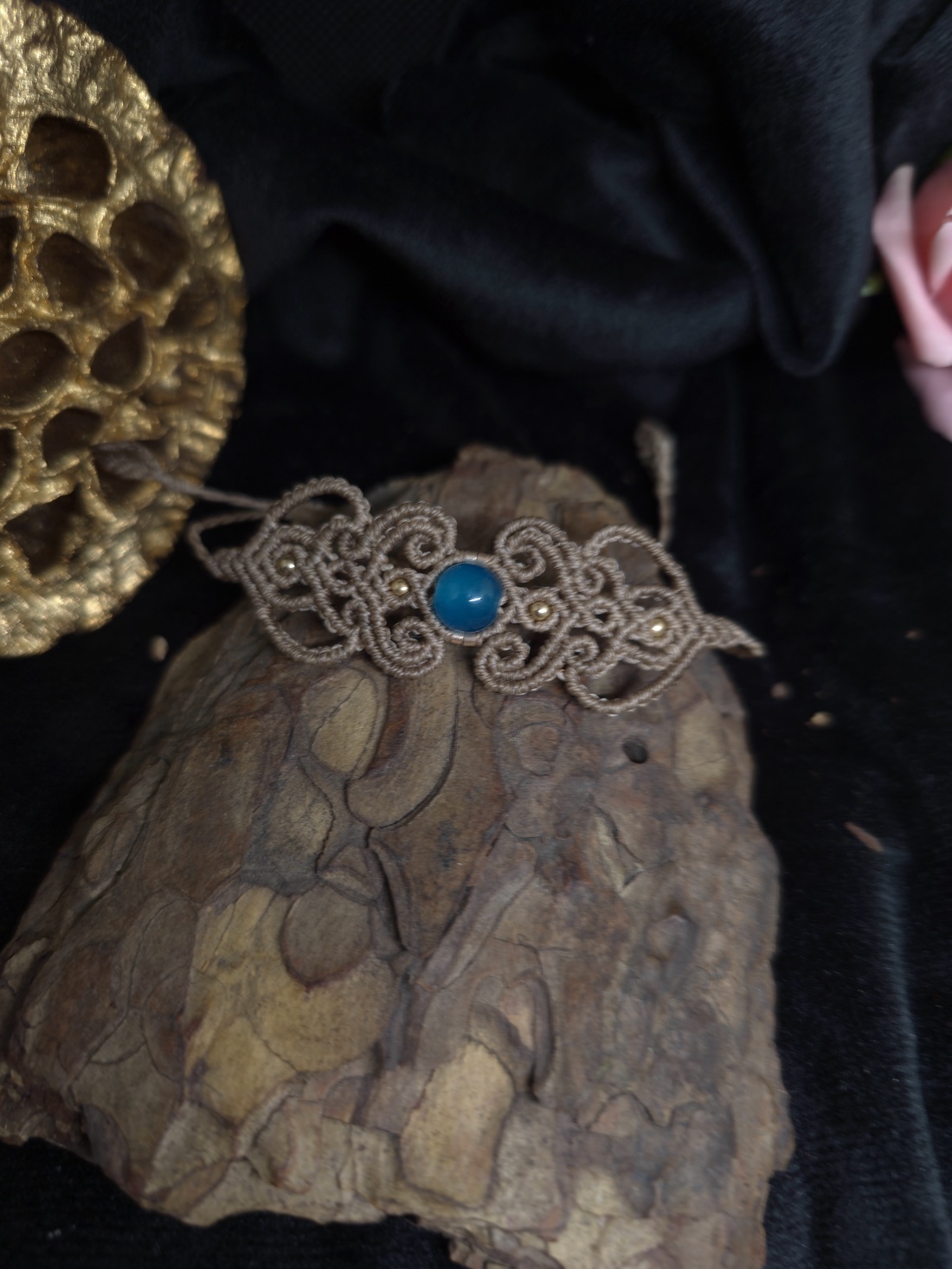 Bratara micro-macrame cu jad galben - bijuterii - brățări - brățări împletite - Artynos.ro