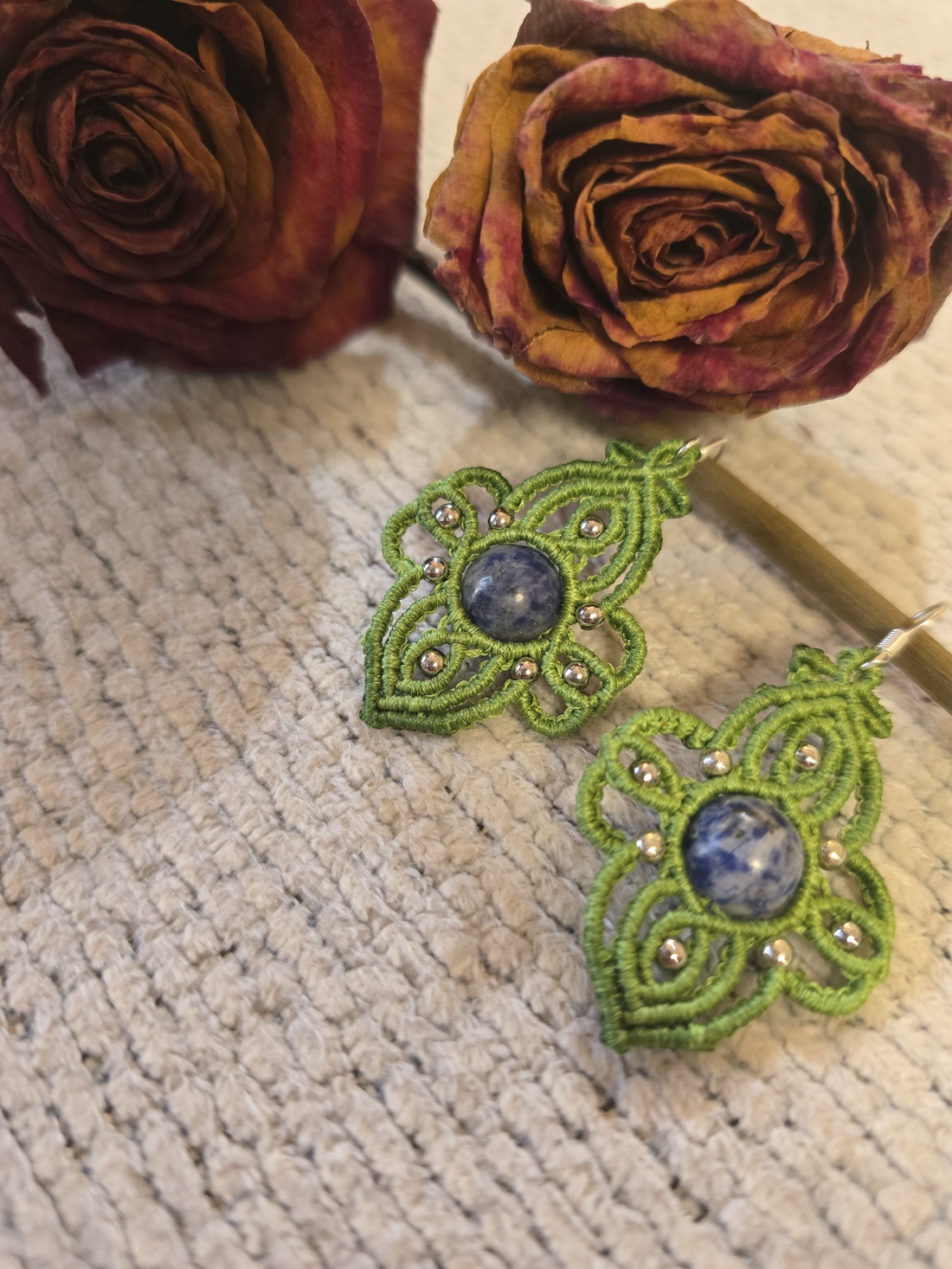 Cercei Spring Garden - bijuterii - cercei - cercei din pietre semiprețioase - Artynos.ro