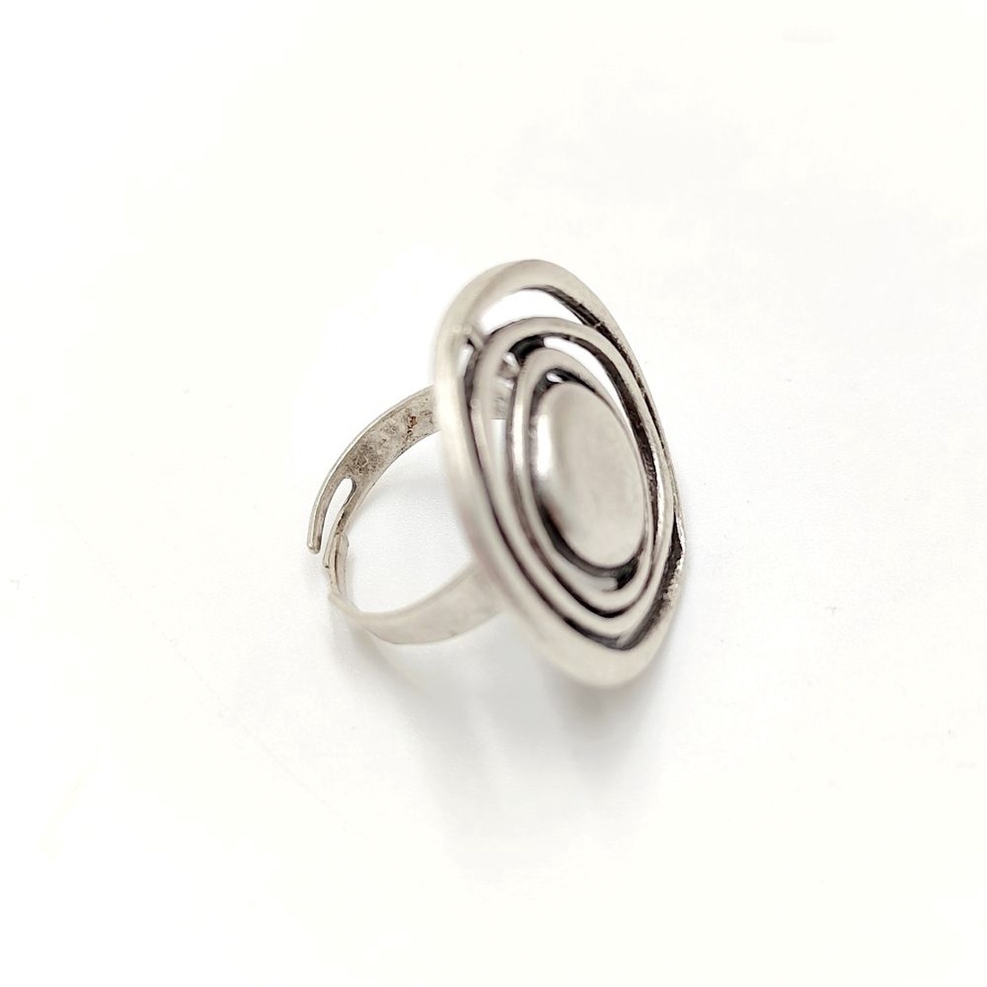 Inel metalic model spiralat rotund, Inz023 - bijuterii - inele - inele rotunde - Artynos.ro