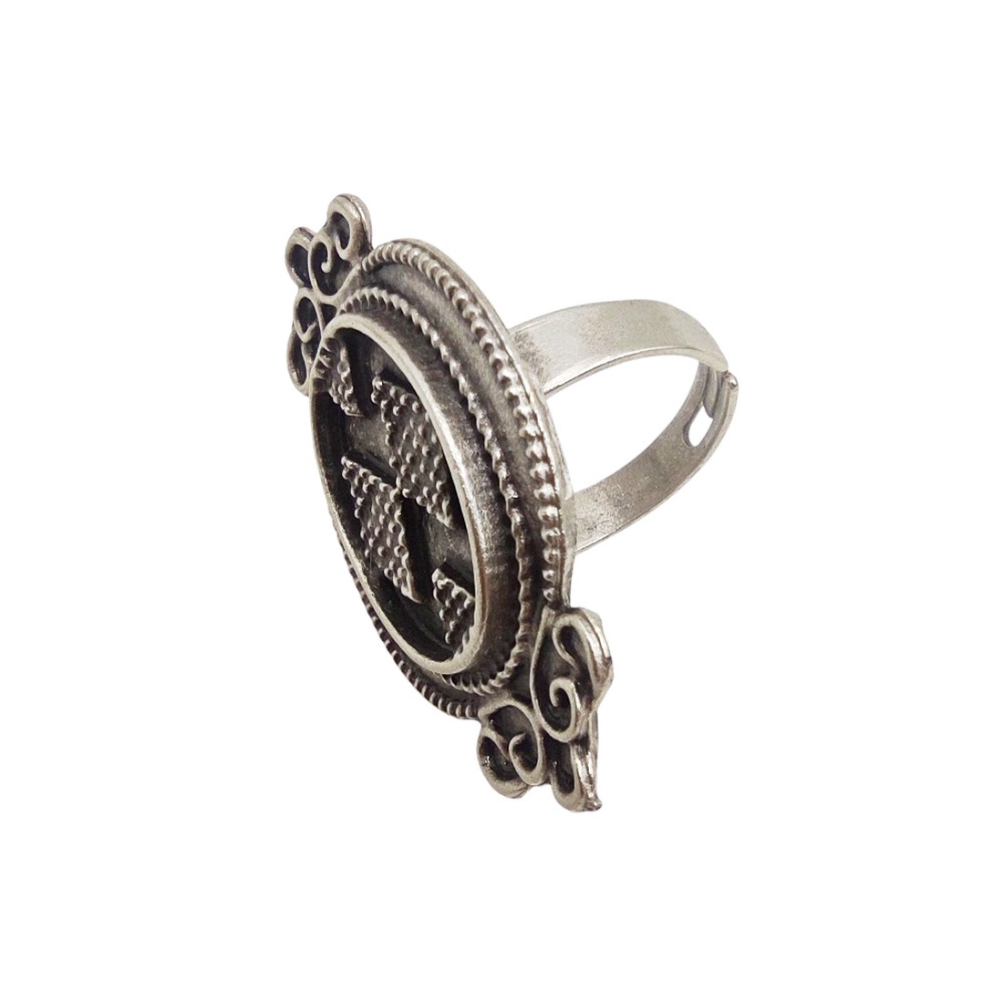 Inel zamac, design oval si margini ornate, Inz100 - bijuterii - inele - inele cu figurine - Artynos.ro Inel zamac, design oval si margini ornate, Inz100 - bijuterii - inele - inele cu figurine - Artynos.ro