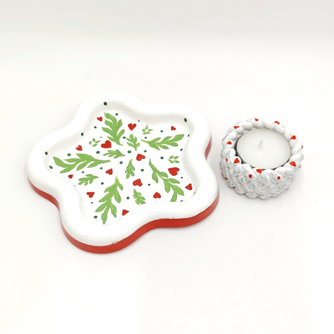 Set decorativ alb rosu verde cu inimioare 4582 - casă & stil de viață - decorațiuni de casă - decorațiuni de masă și rafturi - decorațiuni de masă - Artynos.ro